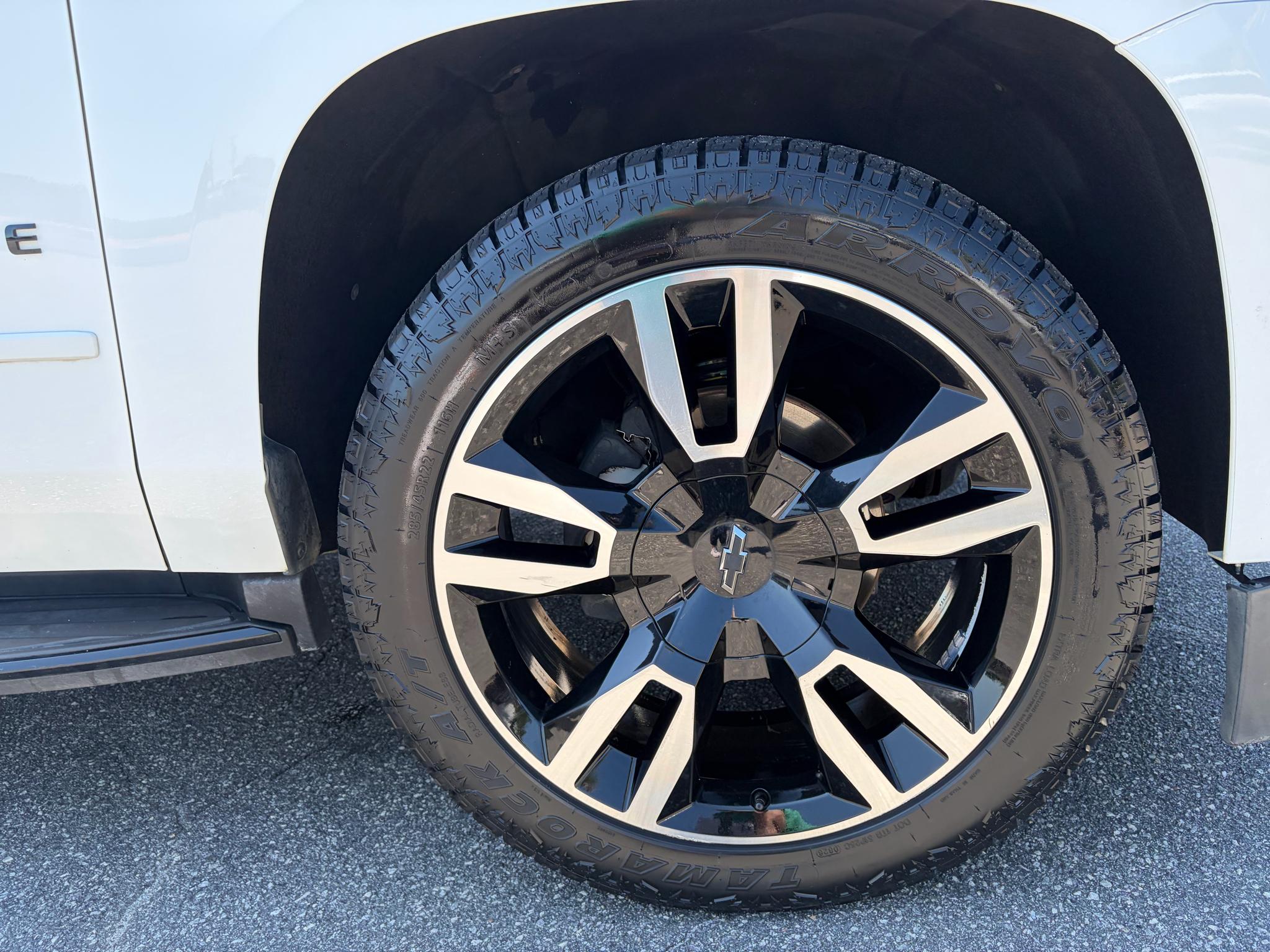 Chevrolet Tahoe 4WD 4dr Premier 2019