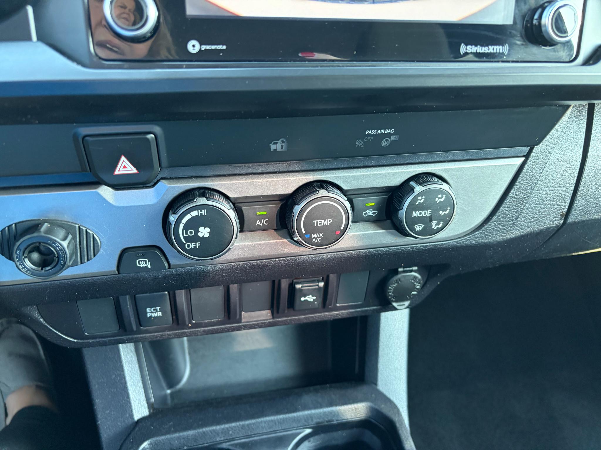 Toyota Tacoma 2WD SR5 Access Cab 6' Bed I4 AT (Natl) 2022
