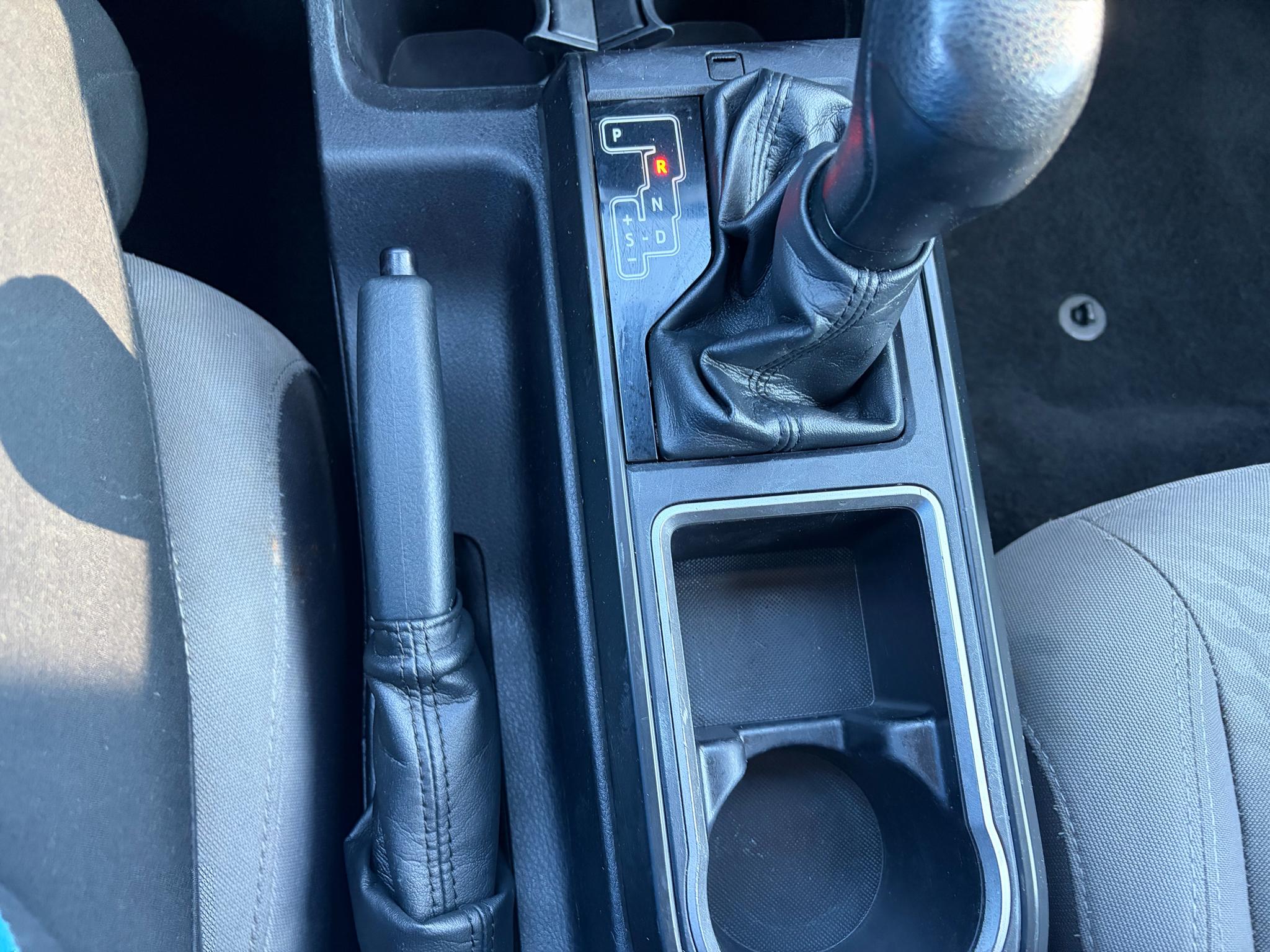 Toyota Tacoma 2WD SR5 Access Cab 6' Bed I4 AT (Natl) 2022
