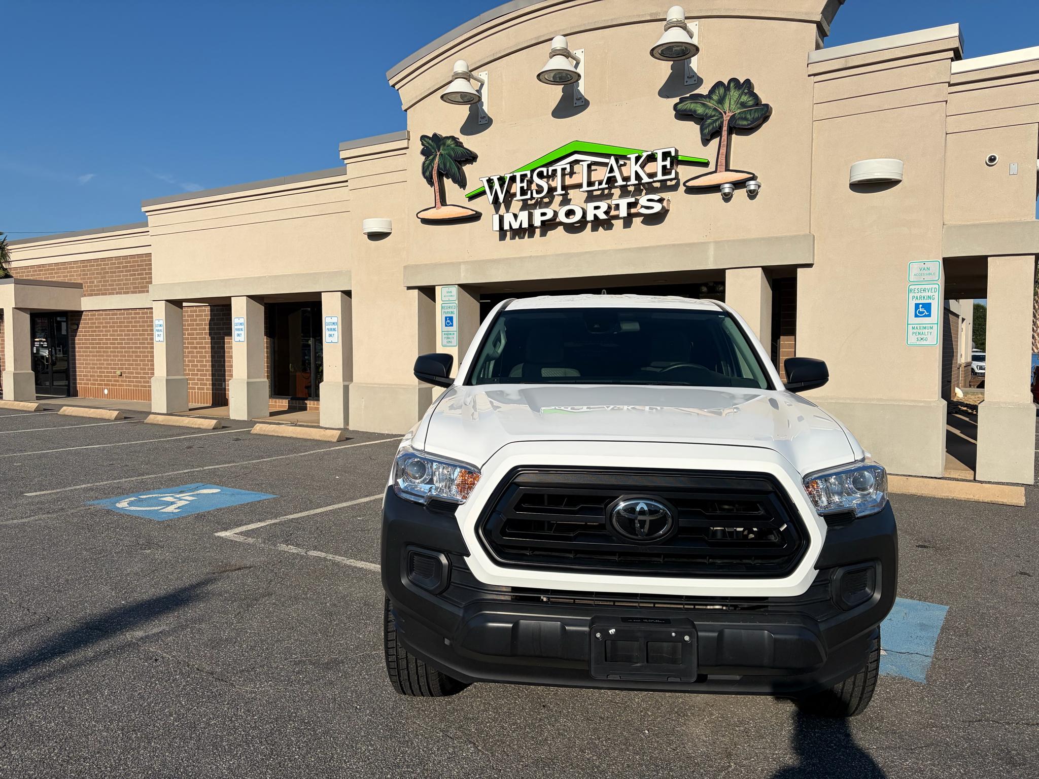 Toyota Tacoma 2WD SR5 Access Cab 6' Bed I4 AT (Natl) 2022