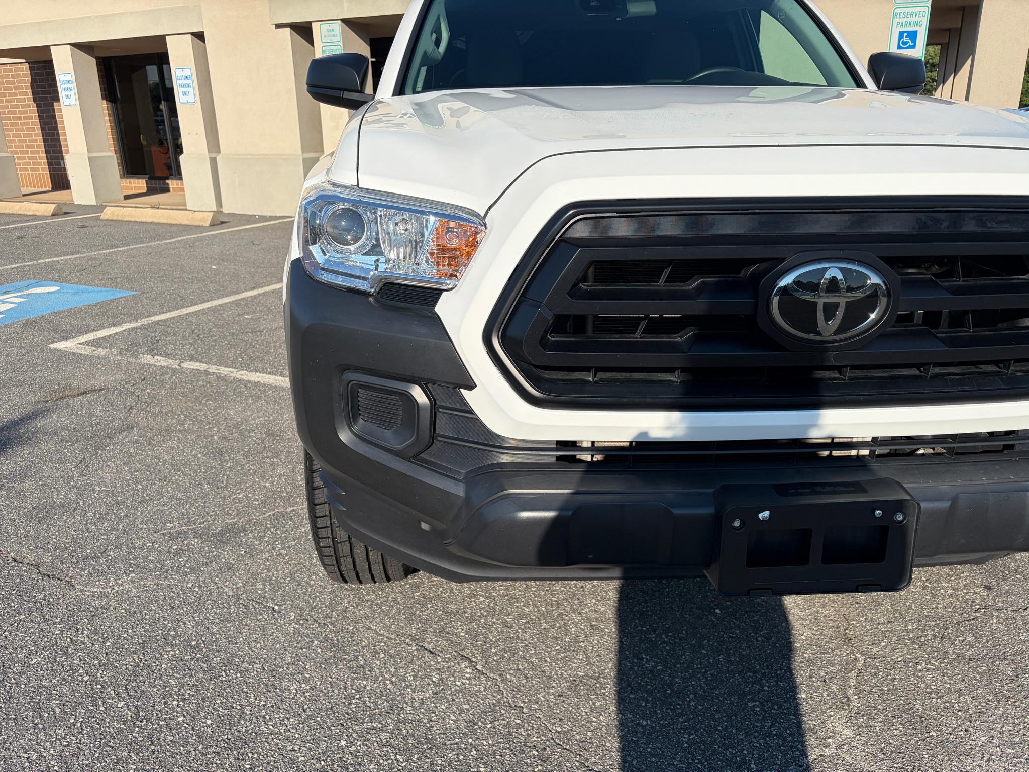 Toyota Tacoma 2WD SR5 Access Cab 6' Bed I4 AT (Natl) 2022