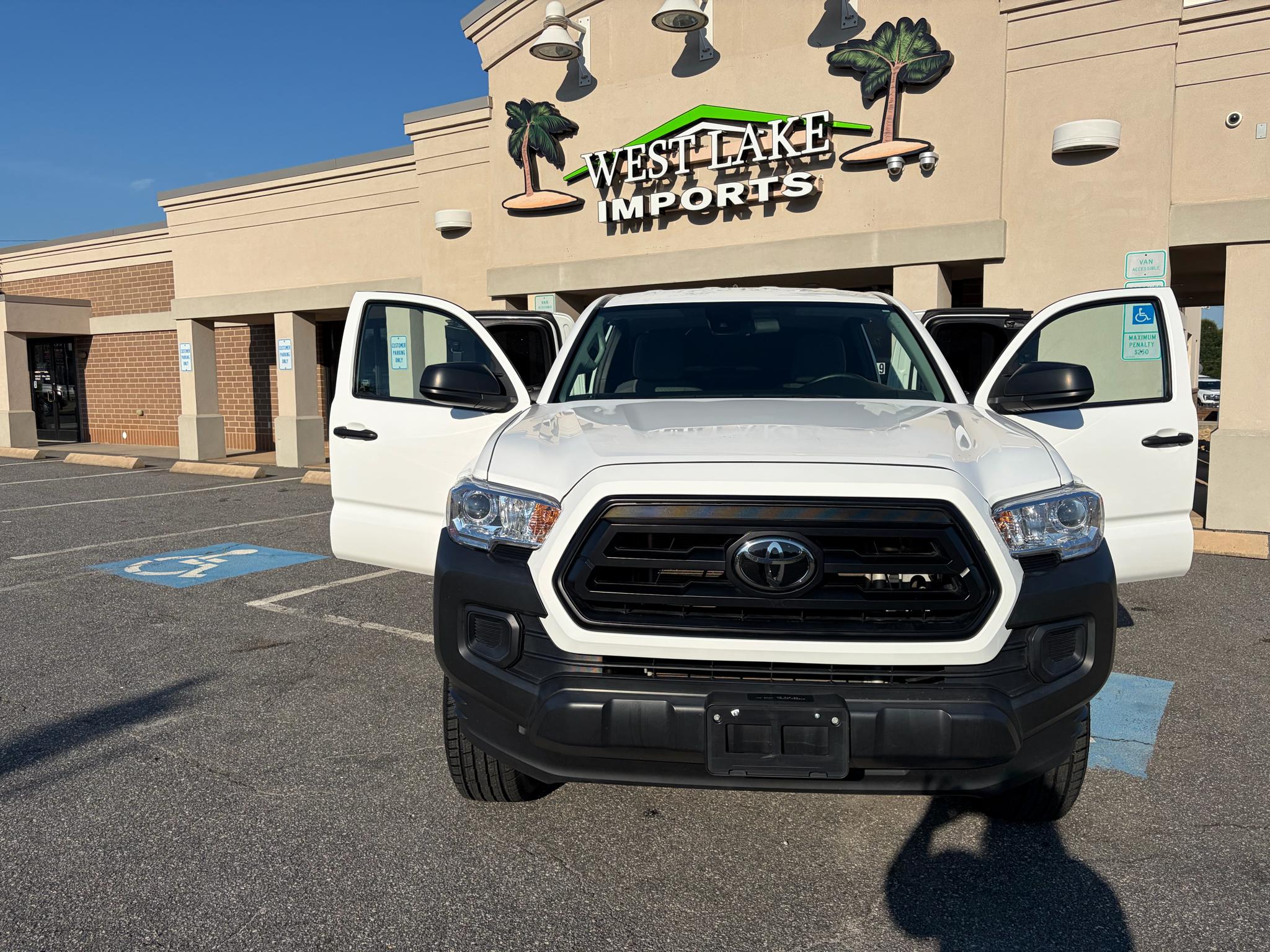 Toyota Tacoma 2WD SR5 Access Cab 6' Bed I4 AT (Natl) 2022