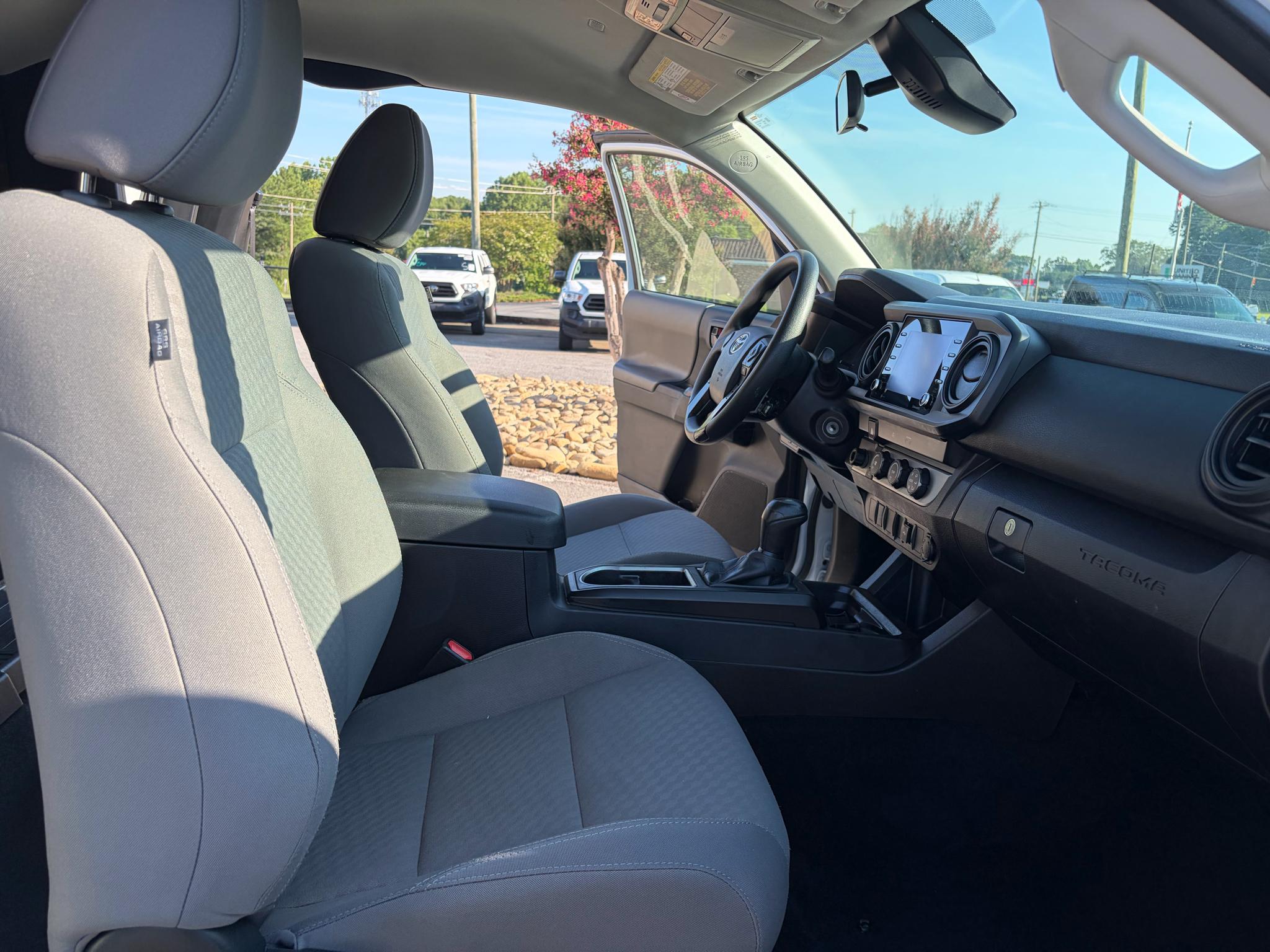 Toyota Tacoma 2WD SR5 Access Cab 6' Bed I4 AT (Natl) 2022
