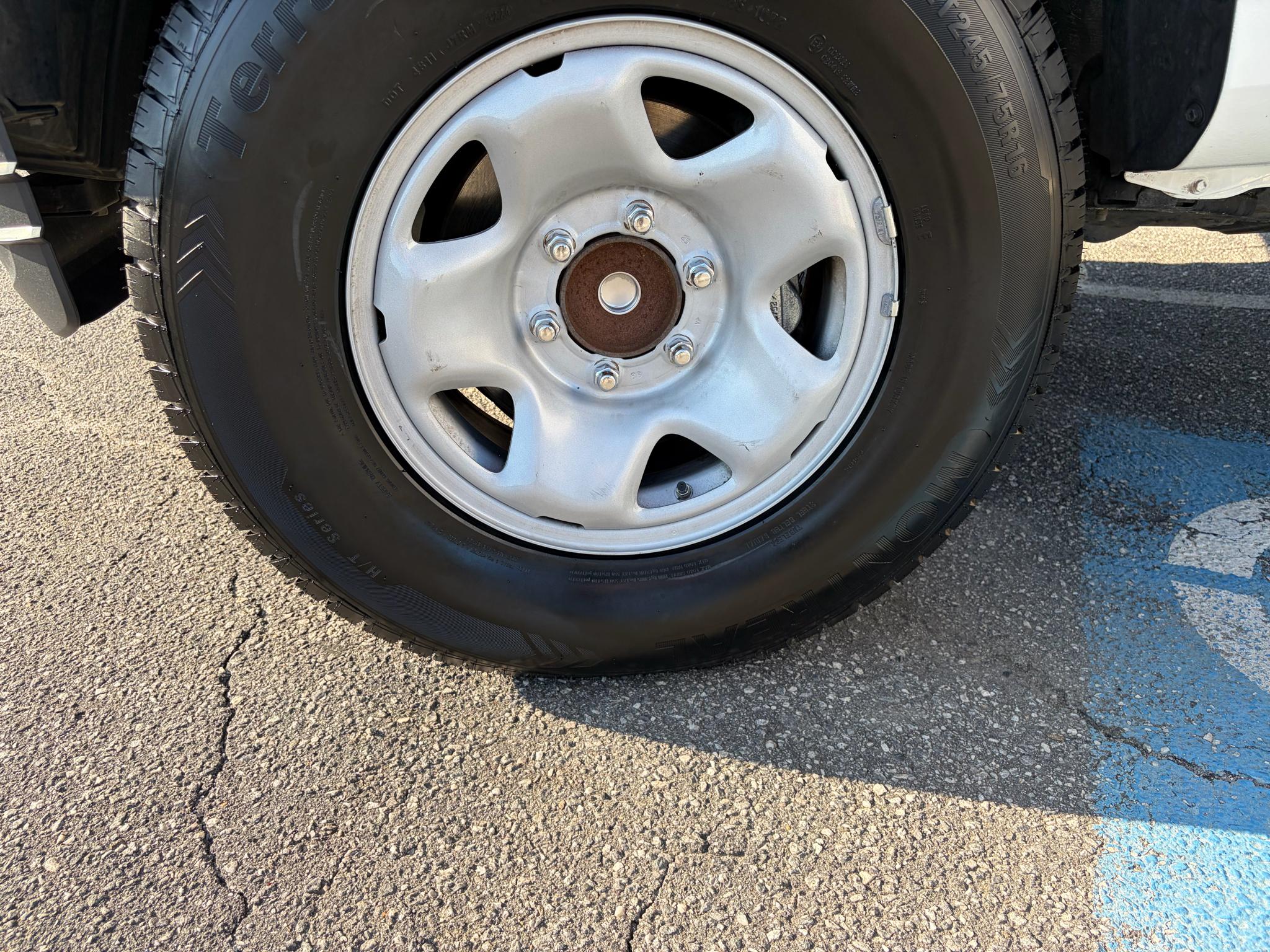 Toyota Tacoma 2WD SR5 Access Cab 6' Bed I4 AT (Natl) 2022