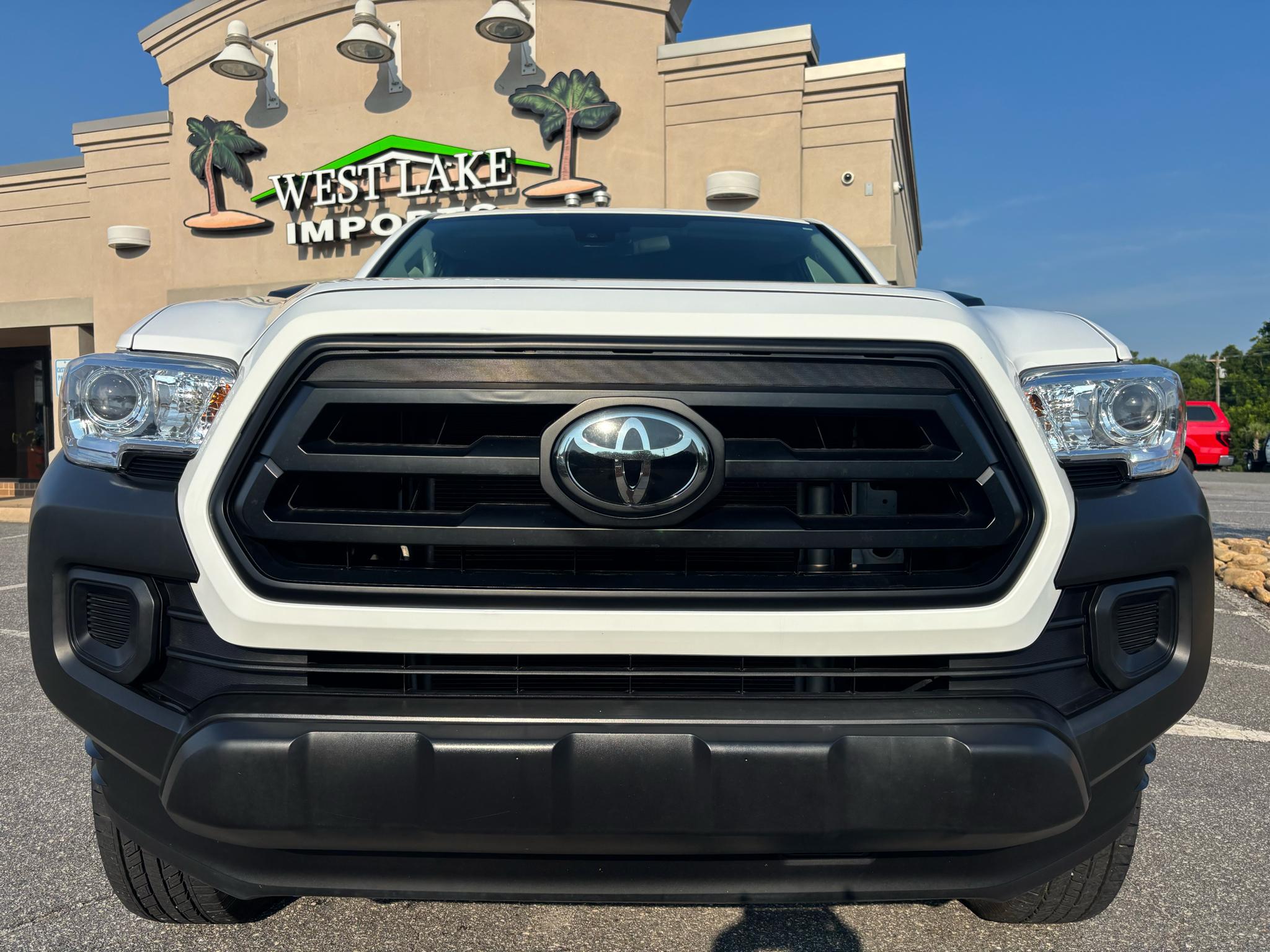 Toyota Tacoma 2WD SR5 Access Cab 6' Bed I4 AT (Natl) 2022