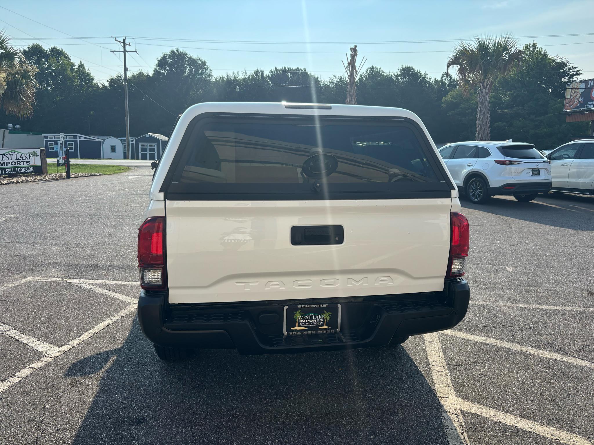 Toyota Tacoma 2WD SR5 Access Cab 6' Bed I4 AT (Natl) 2022
