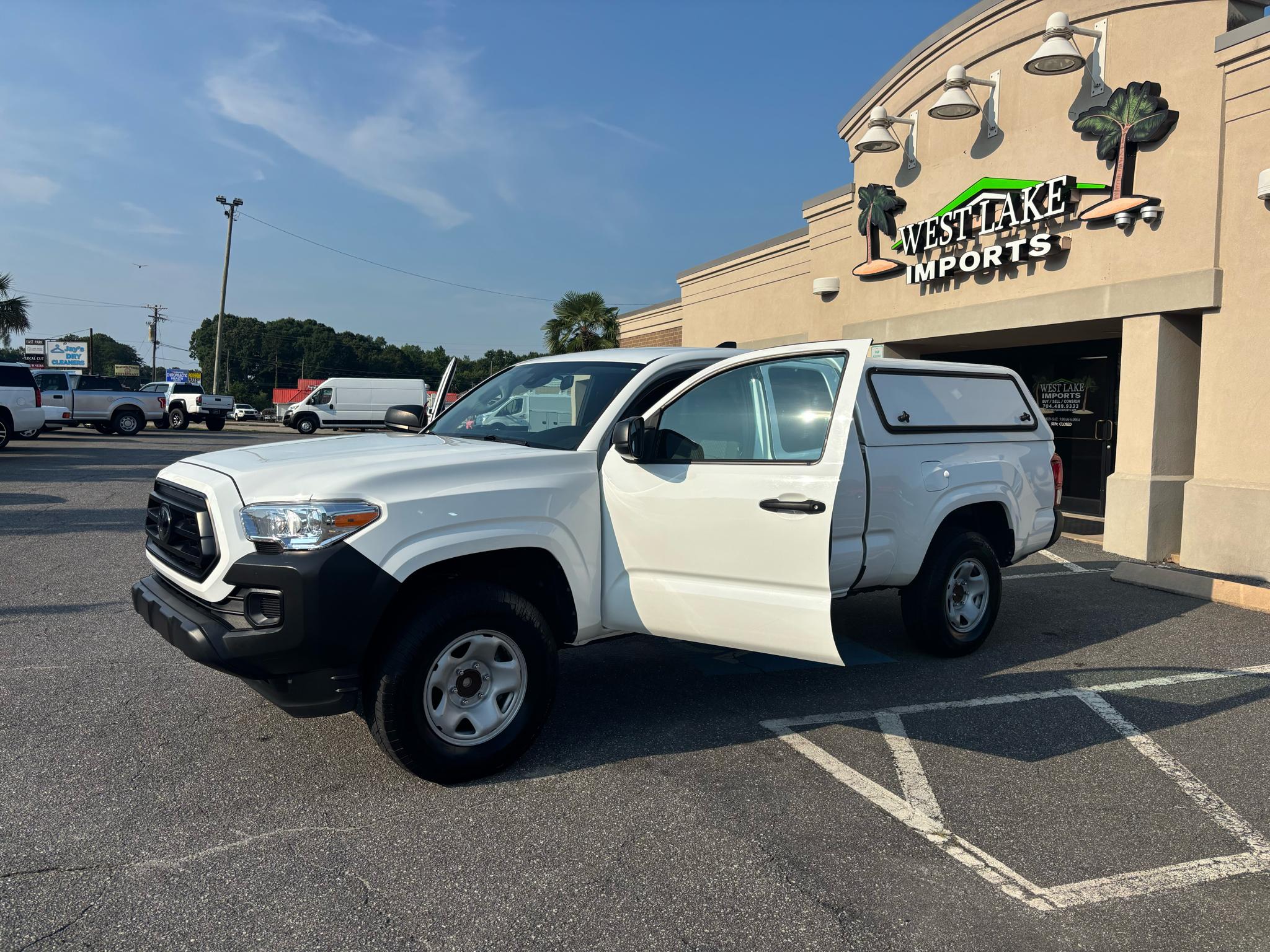 Toyota Tacoma 2WD SR5 Access Cab 6' Bed I4 AT (Natl) 2022