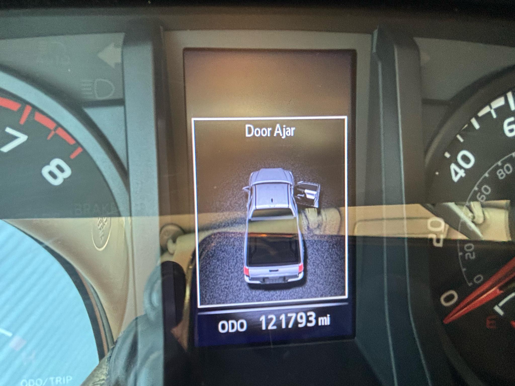 Toyota Tacoma 2WD SR5 Access Cab 6' Bed I4 AT (Natl) 2022