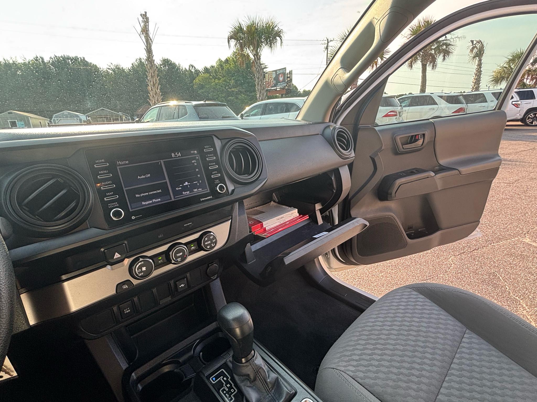 Toyota Tacoma 2WD SR5 Access Cab 6' Bed I4 AT (Natl) 2022