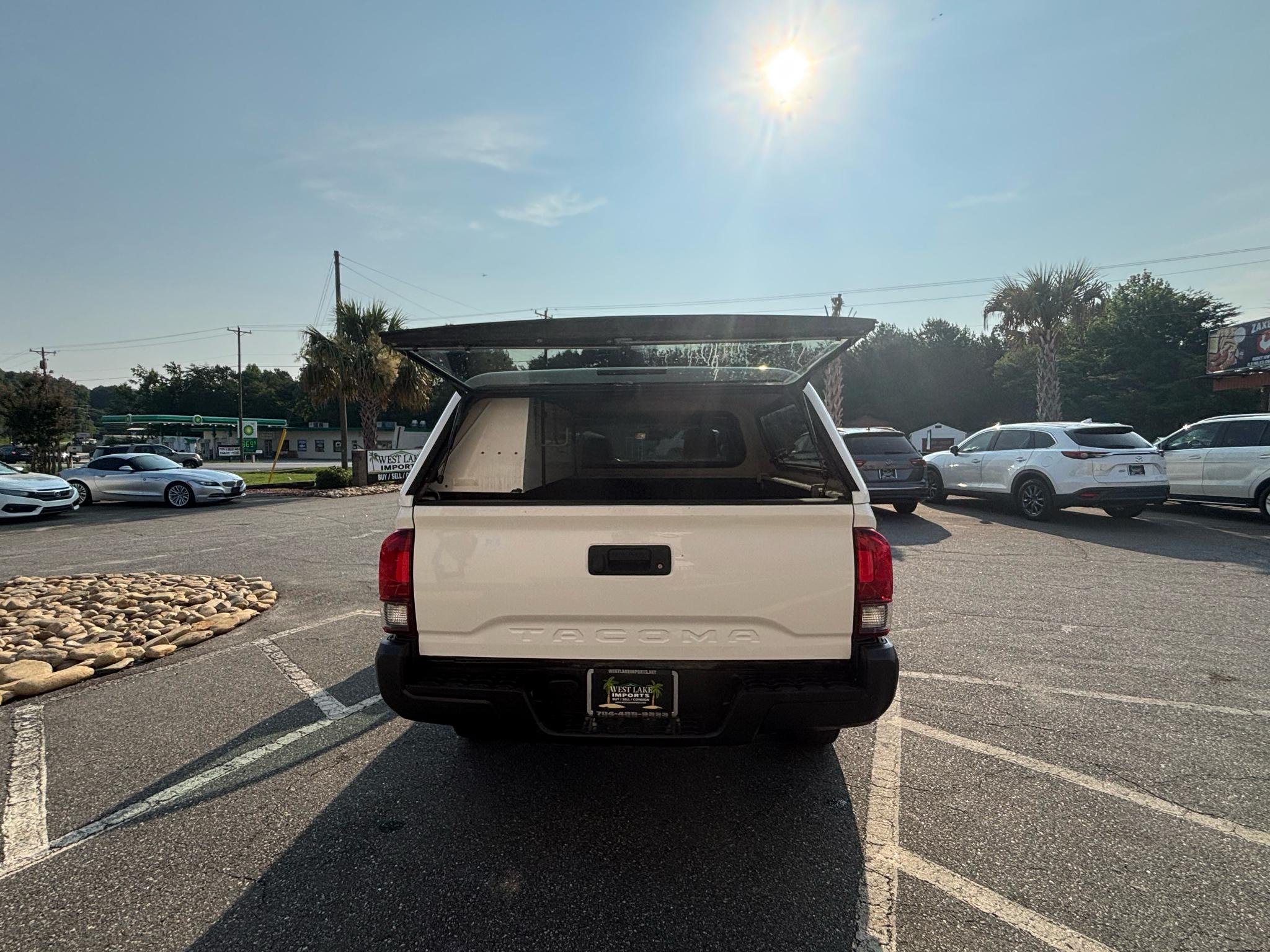 Toyota Tacoma 2WD SR5 Access Cab 6' Bed I4 AT (Natl) 2022