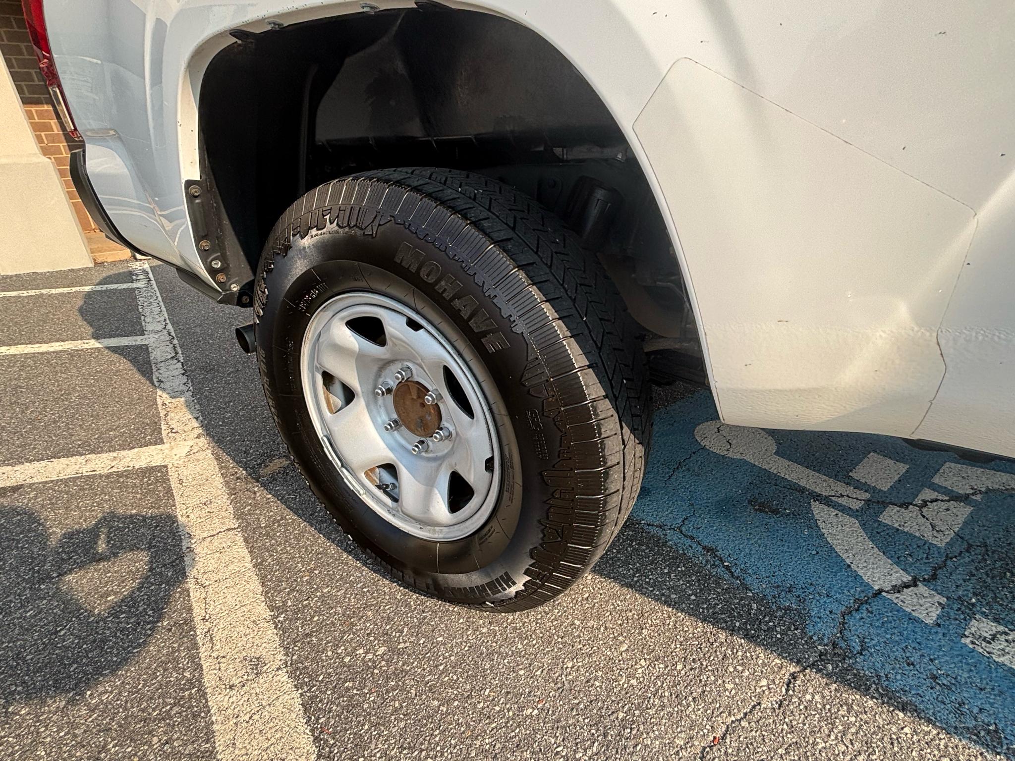 Toyota Tacoma 2WD SR5 Access Cab 6' Bed I4 AT (Natl) 2022