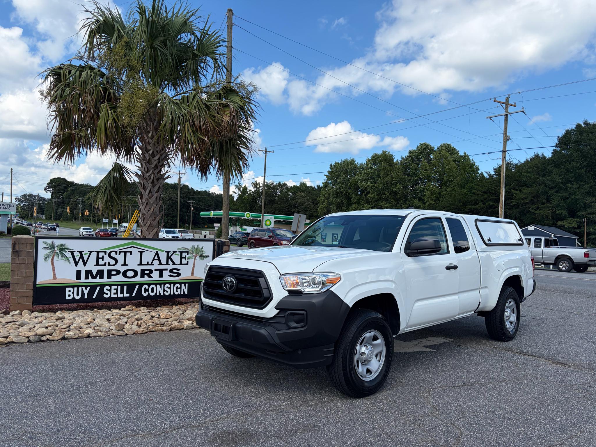 Toyota Tacoma 2WD SR5 Access Cab 6' Bed I4 AT (Natl) 2023