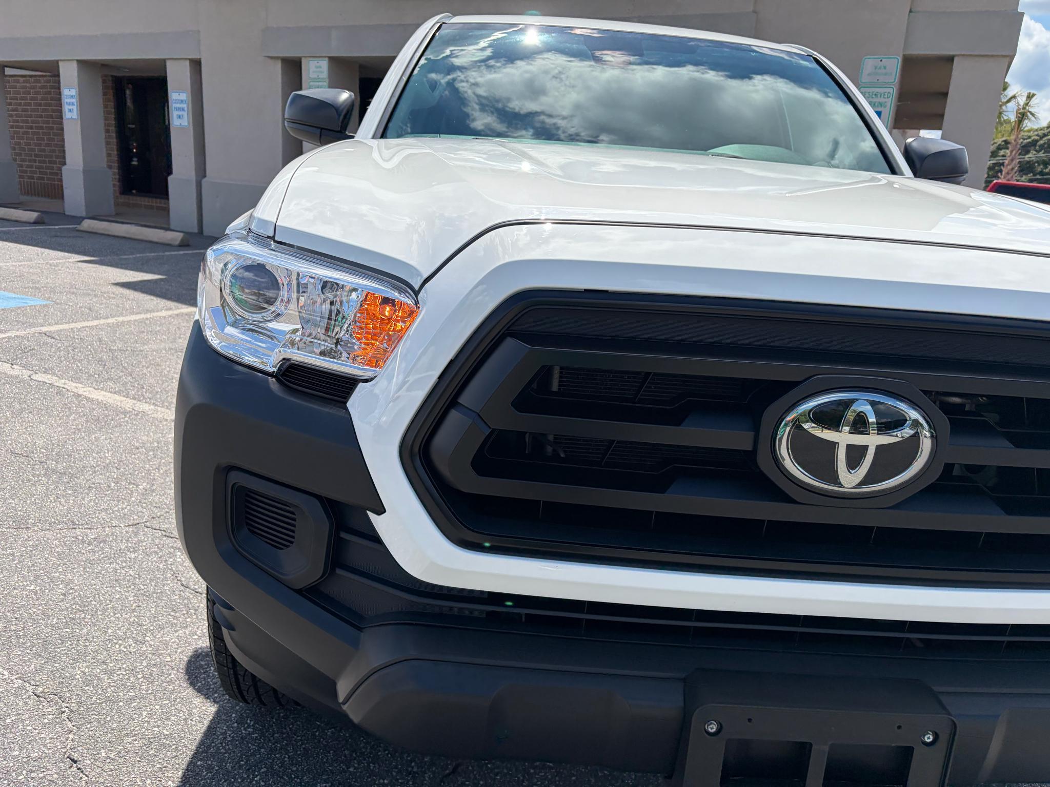 Toyota Tacoma 2WD SR5 Access Cab 6' Bed I4 AT (Natl) 2023