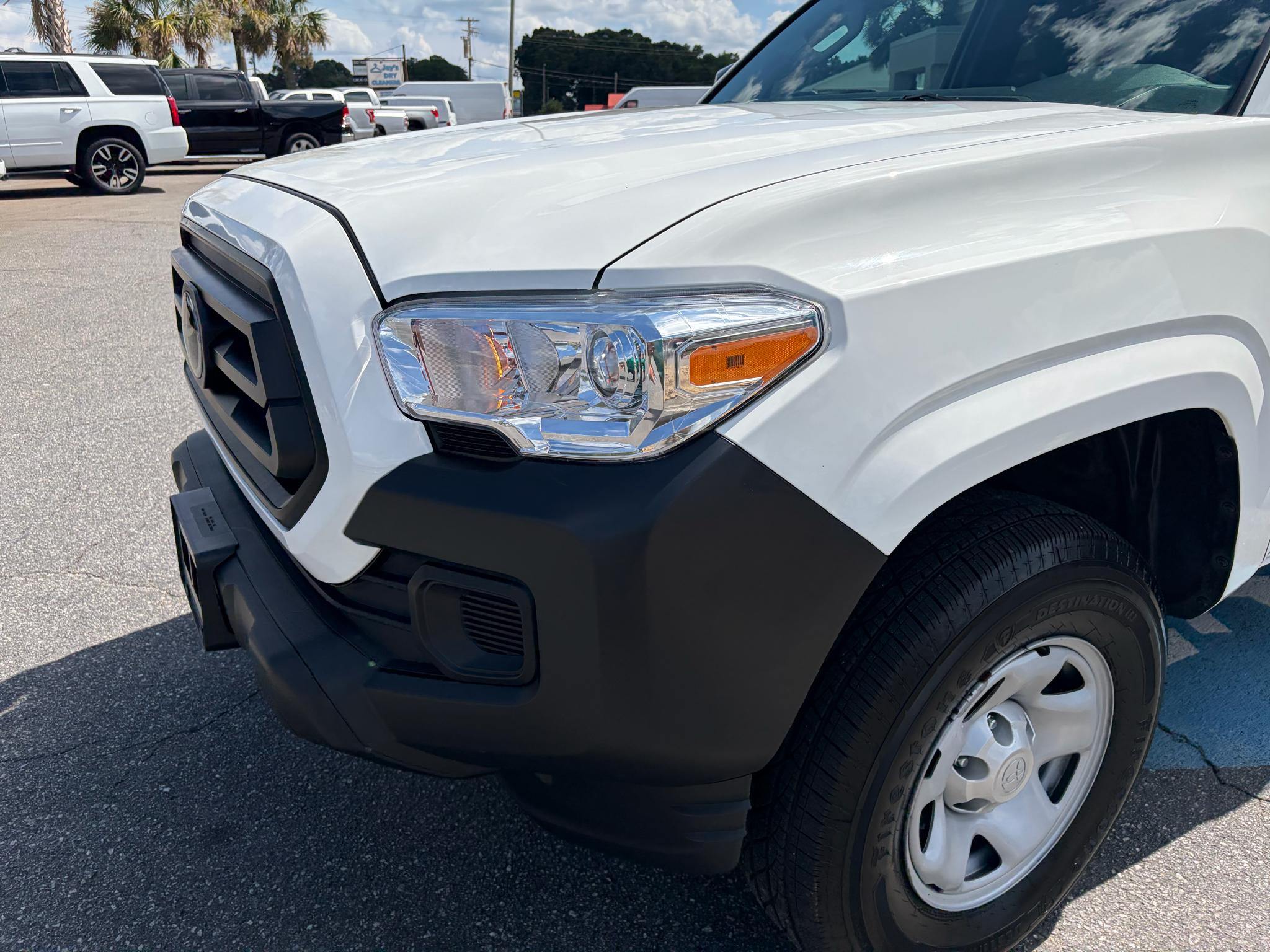 Toyota Tacoma 2WD SR5 Access Cab 6' Bed I4 AT (Natl) 2023