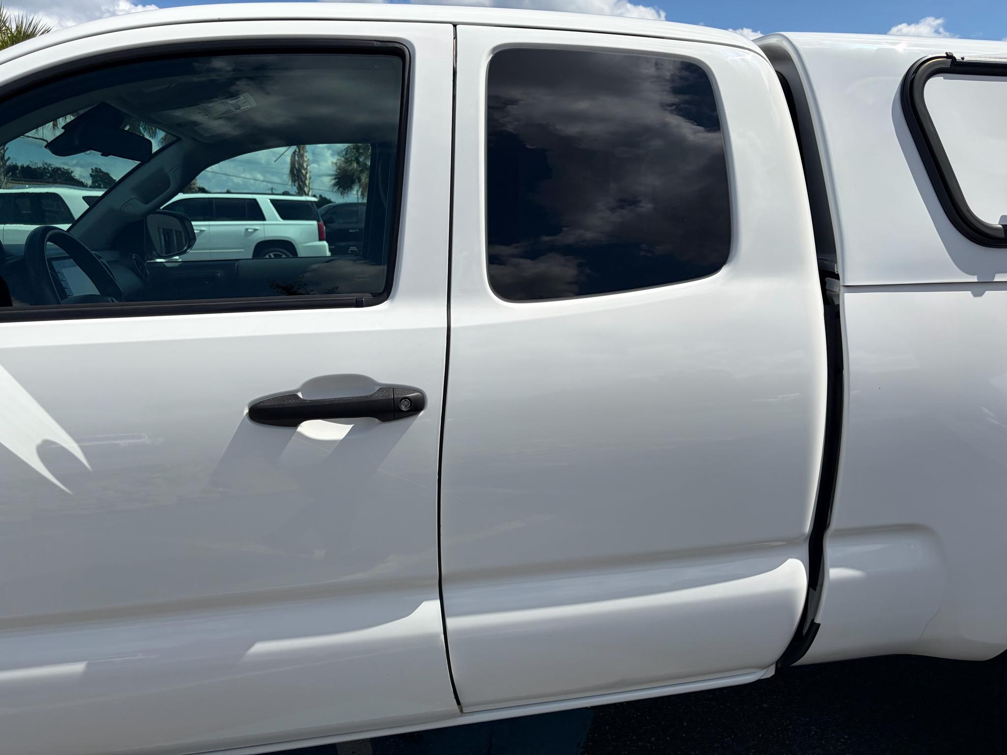 Toyota Tacoma 2WD SR5 Access Cab 6' Bed I4 AT (Natl) 2023