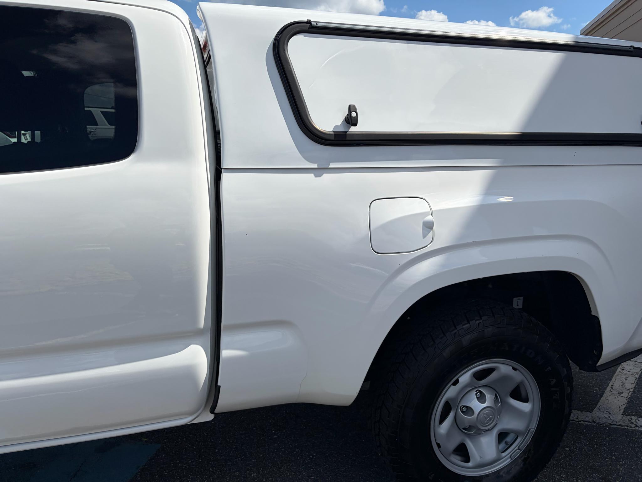 Toyota Tacoma 2WD SR5 Access Cab 6' Bed I4 AT (Natl) 2023