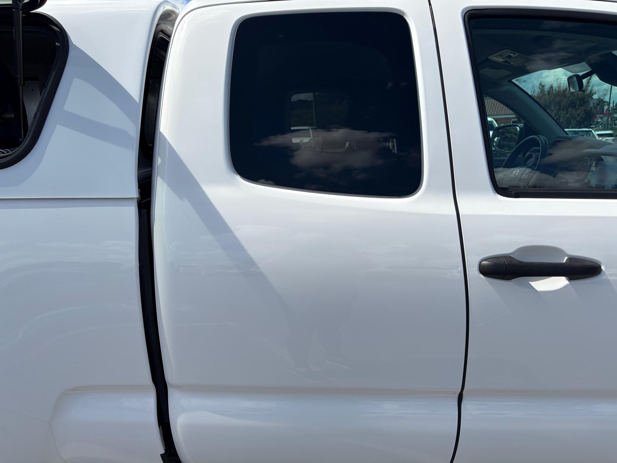 Toyota Tacoma 2WD SR5 Access Cab 6' Bed I4 AT (Natl) 2023