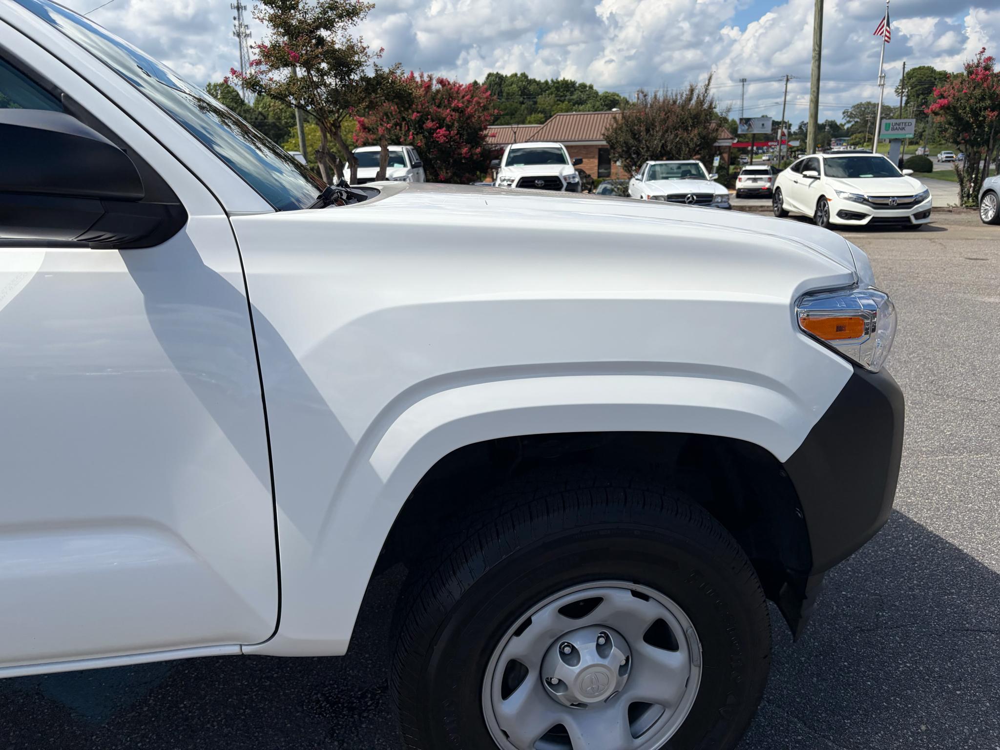 Toyota Tacoma 2WD SR5 Access Cab 6' Bed I4 AT (Natl) 2023