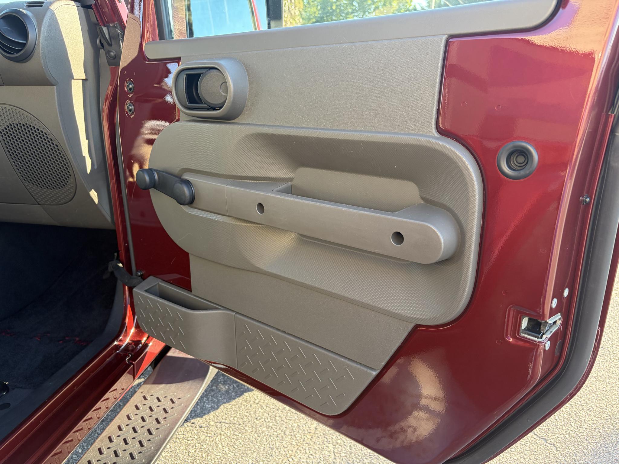 Jeep Wrangler 4WD 2dr Sahara 2007