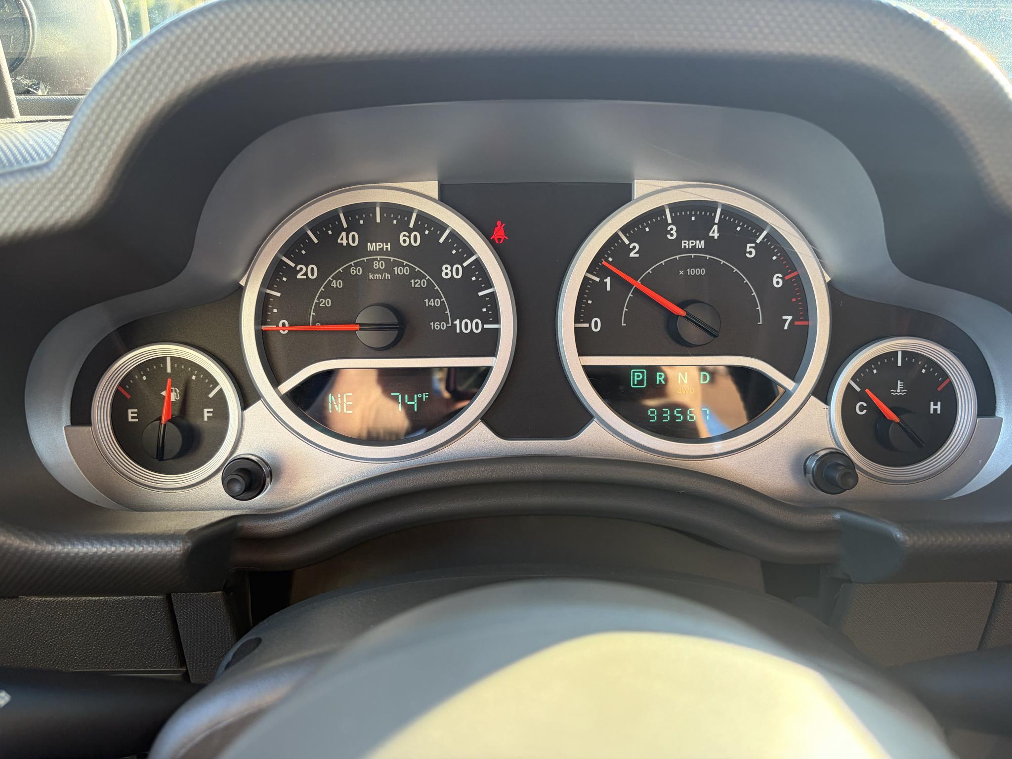 Jeep Wrangler 4WD 2dr Sahara 2007