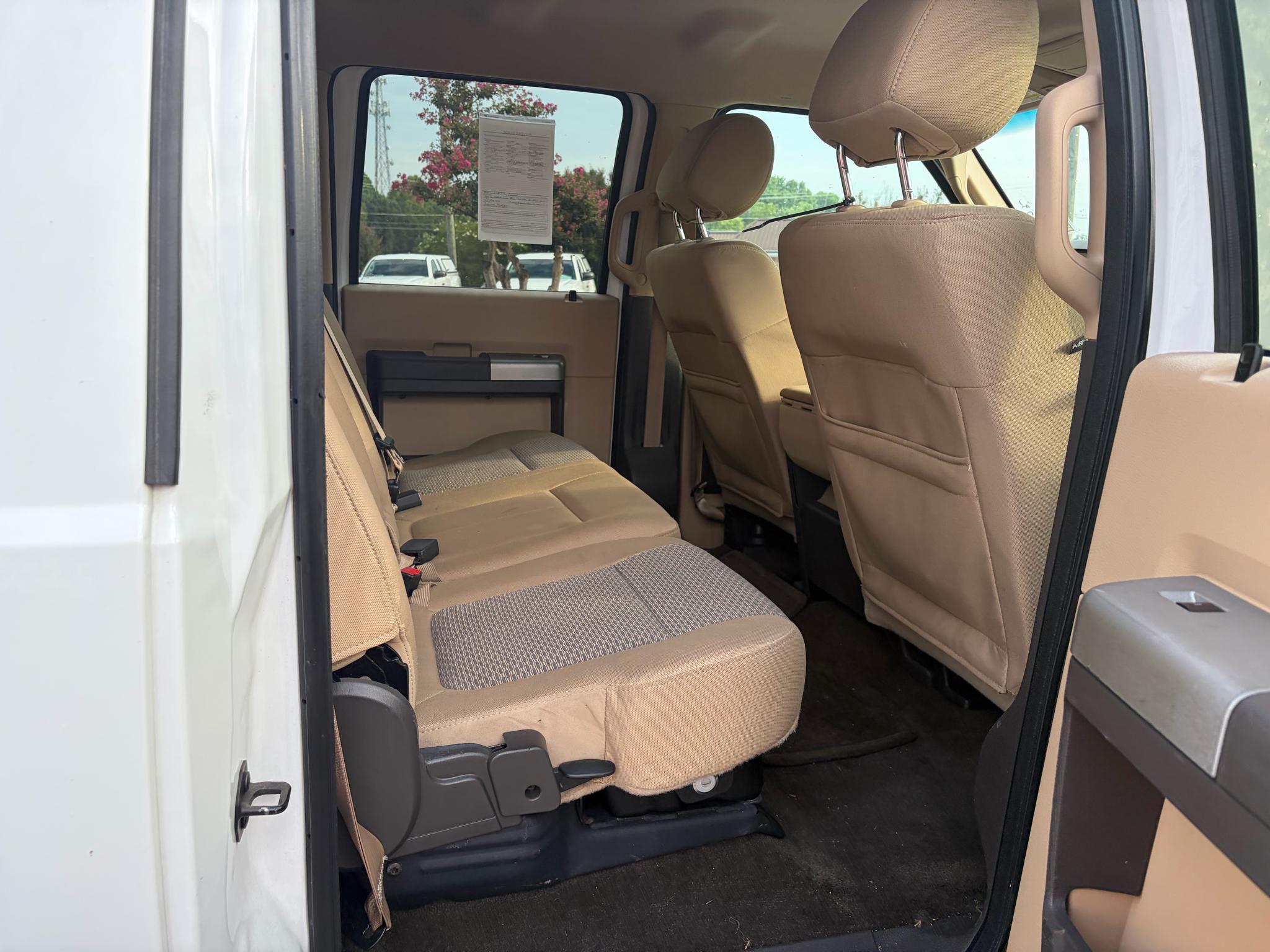 Ford Super Duty F-250 SRW 2WD Crew Cab 156" King Ranch 2015