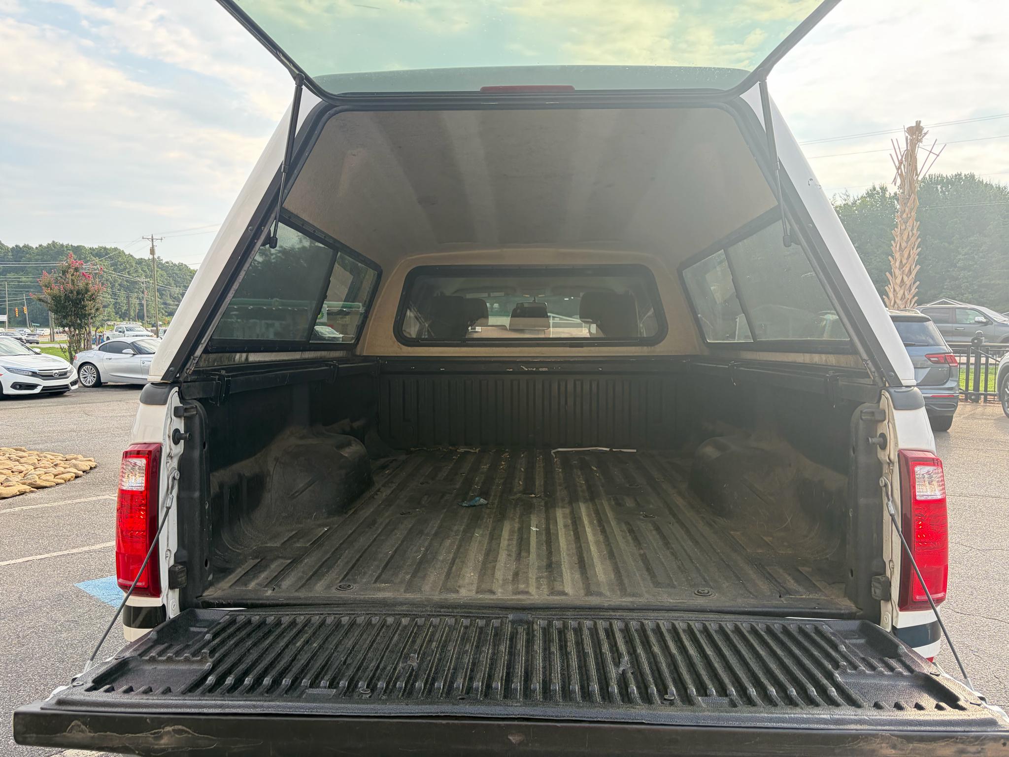 Ford Super Duty F-250 SRW 2WD Crew Cab 156" King Ranch 2015