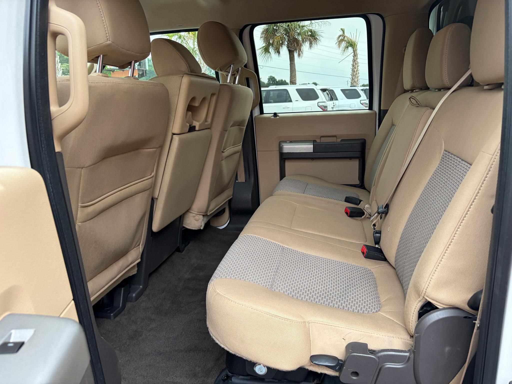 Ford Super Duty F-250 SRW 2WD Crew Cab 156" King Ranch 2015