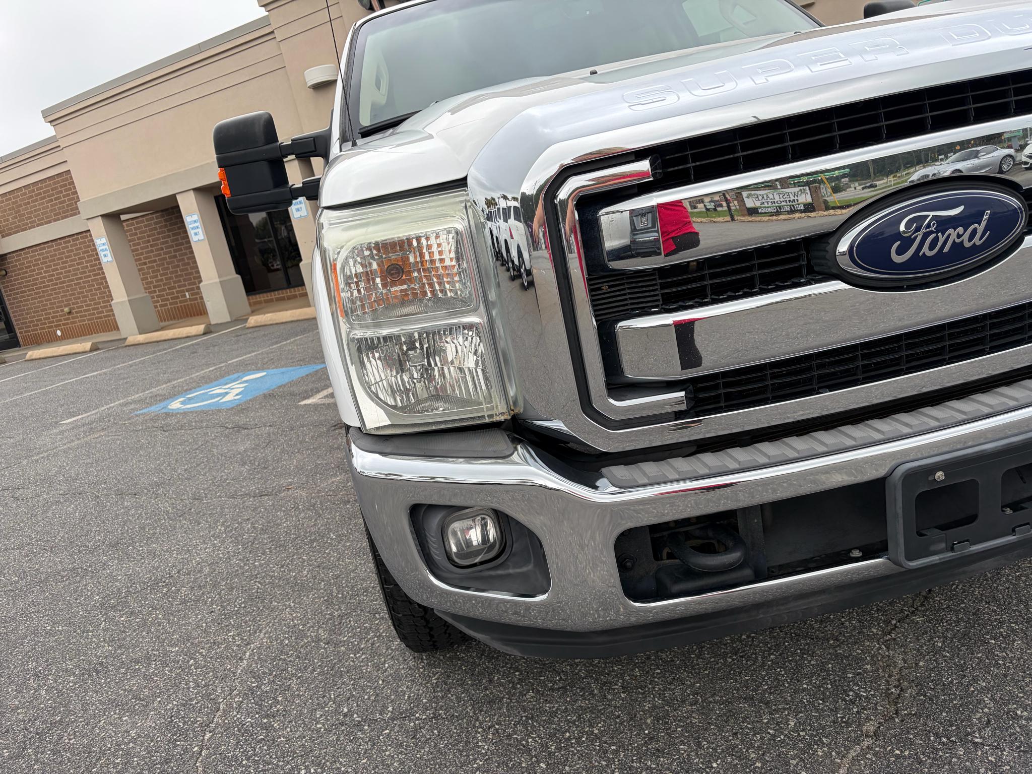 Ford Super Duty F-250 SRW 2WD Crew Cab 156" King Ranch 2015