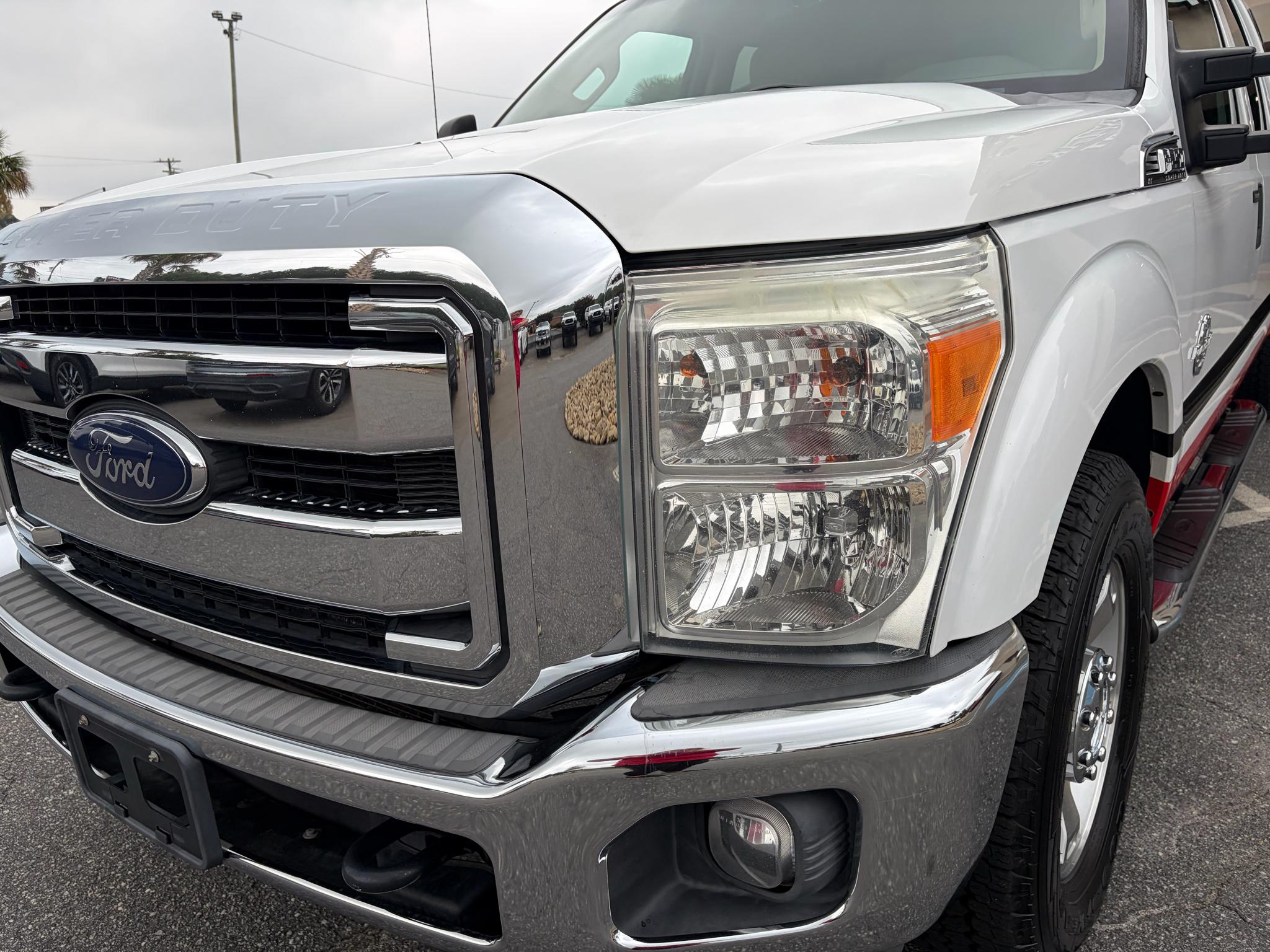 Ford Super Duty F-250 SRW 2WD Crew Cab 156" King Ranch 2015