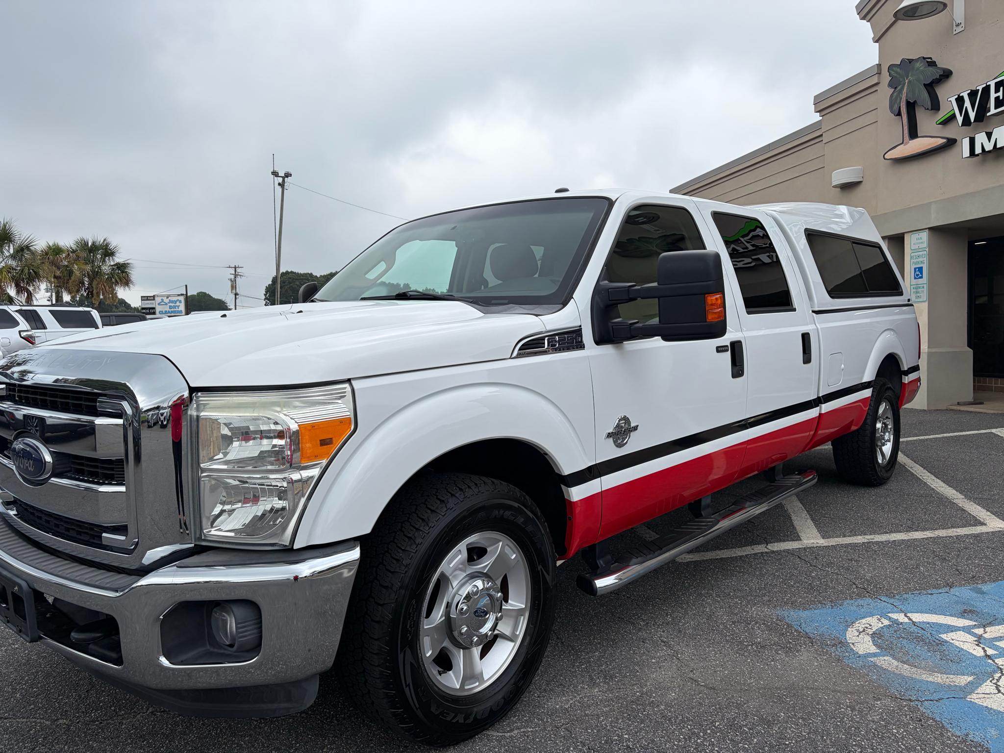 Ford Super Duty F-250 SRW 2WD Crew Cab 156" King Ranch 2015