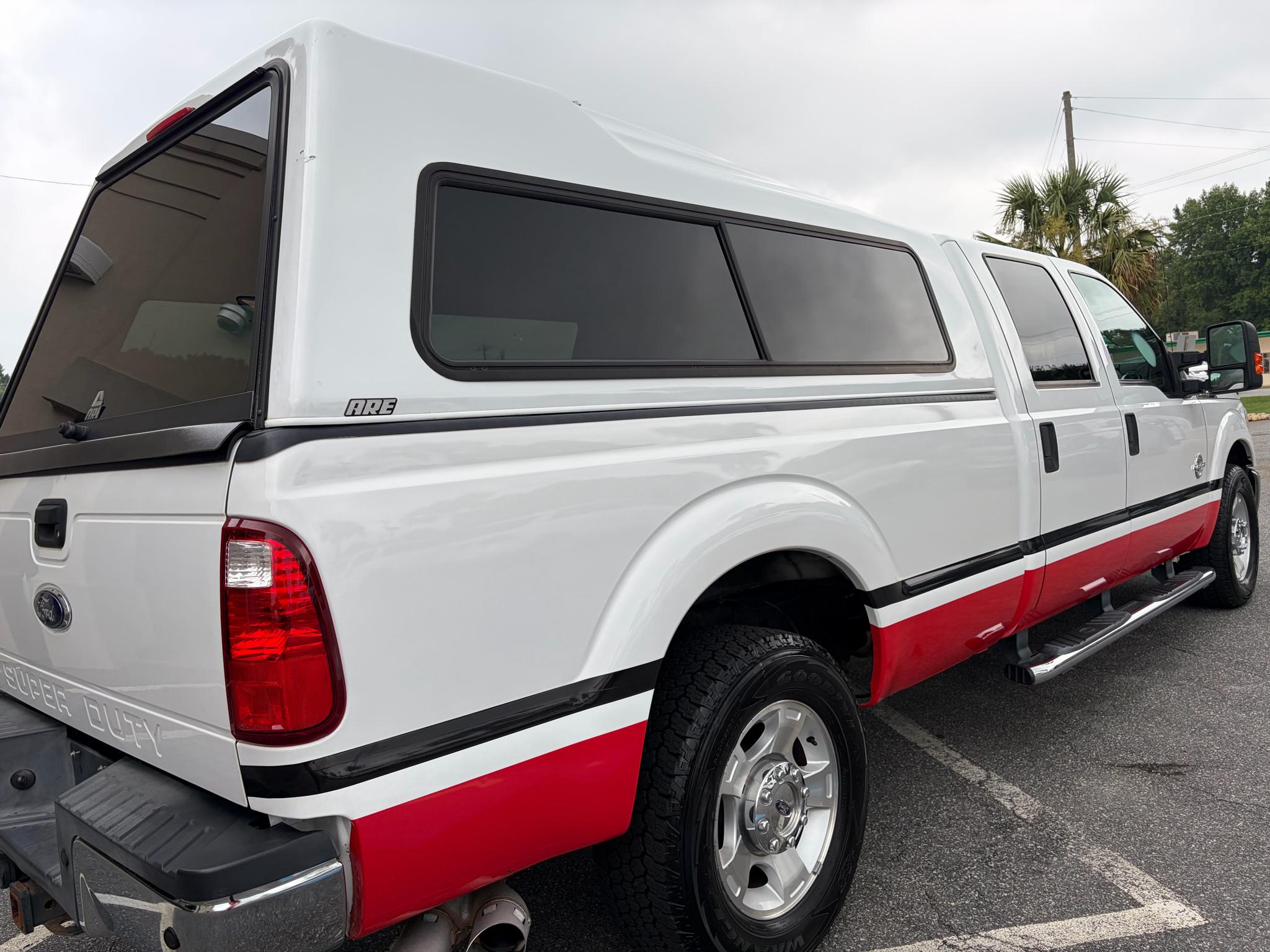 Ford Super Duty F-250 SRW 2WD Crew Cab 156" King Ranch 2015
