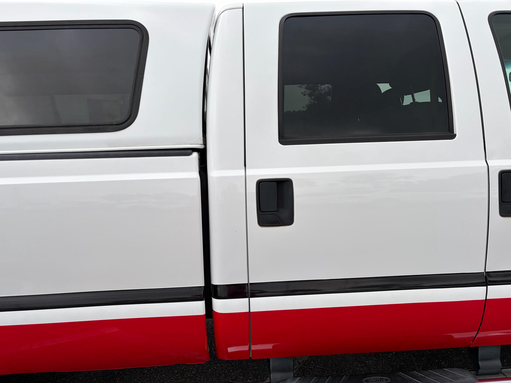 Ford Super Duty F-250 SRW 2WD Crew Cab 156" King Ranch 2015
