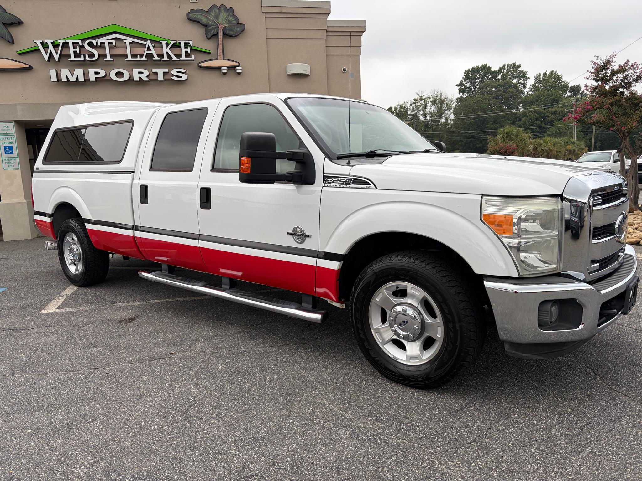Ford Super Duty F-250 SRW 2WD Crew Cab 156" King Ranch 2015