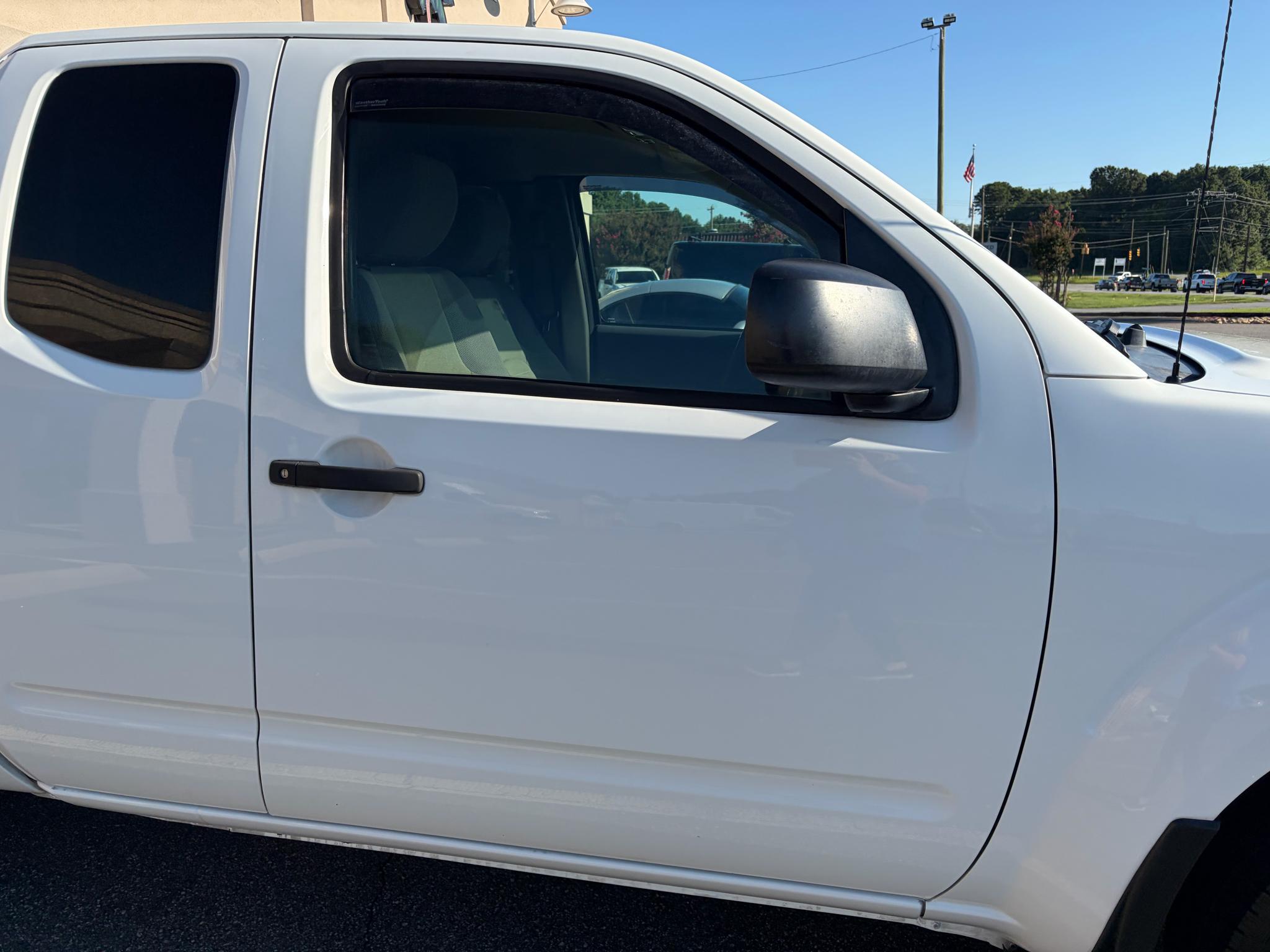 Nissan Frontier King Cab 4x2 S Manual 2019