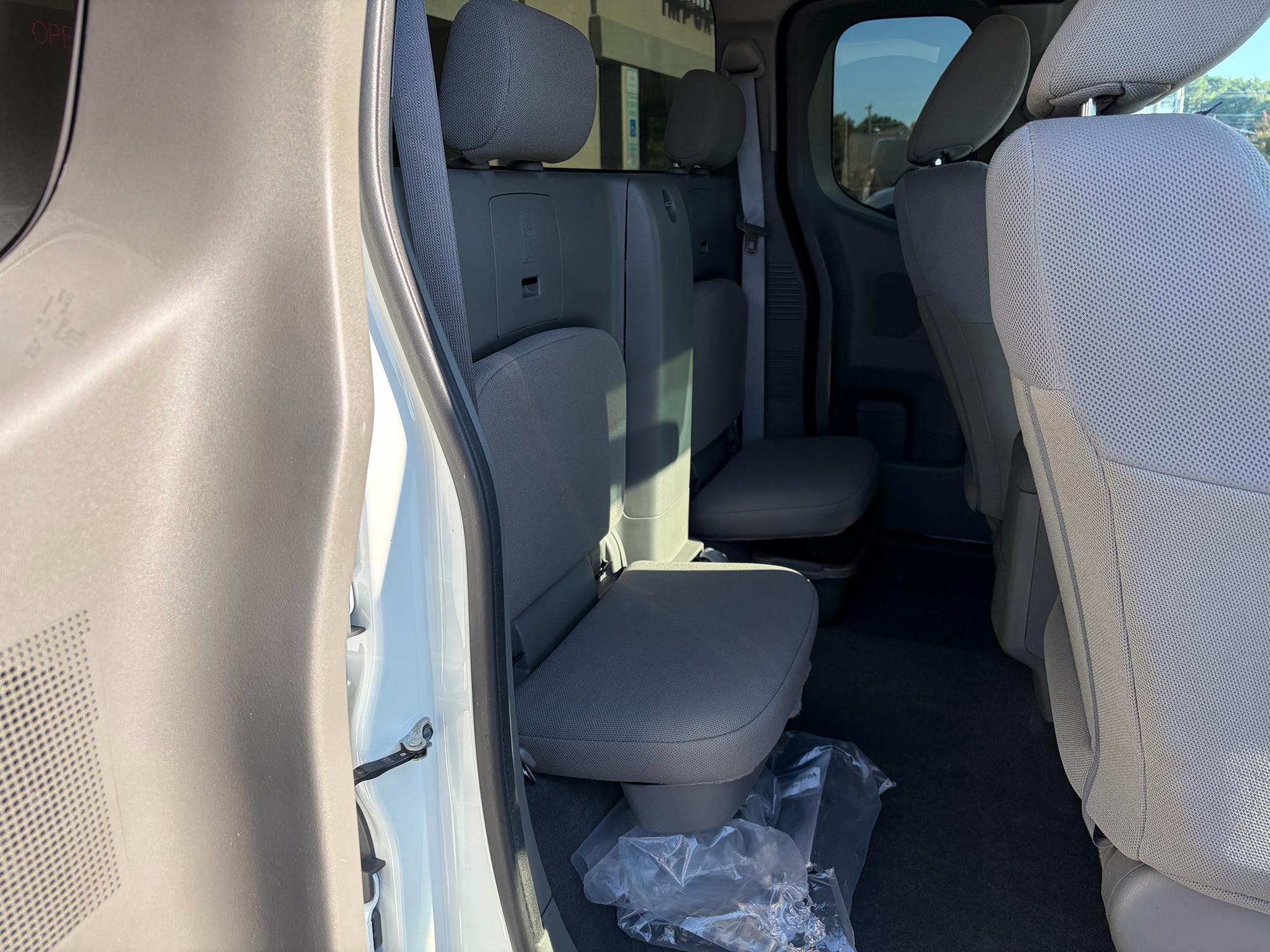 Nissan Frontier King Cab 4x2 S Manual 2019