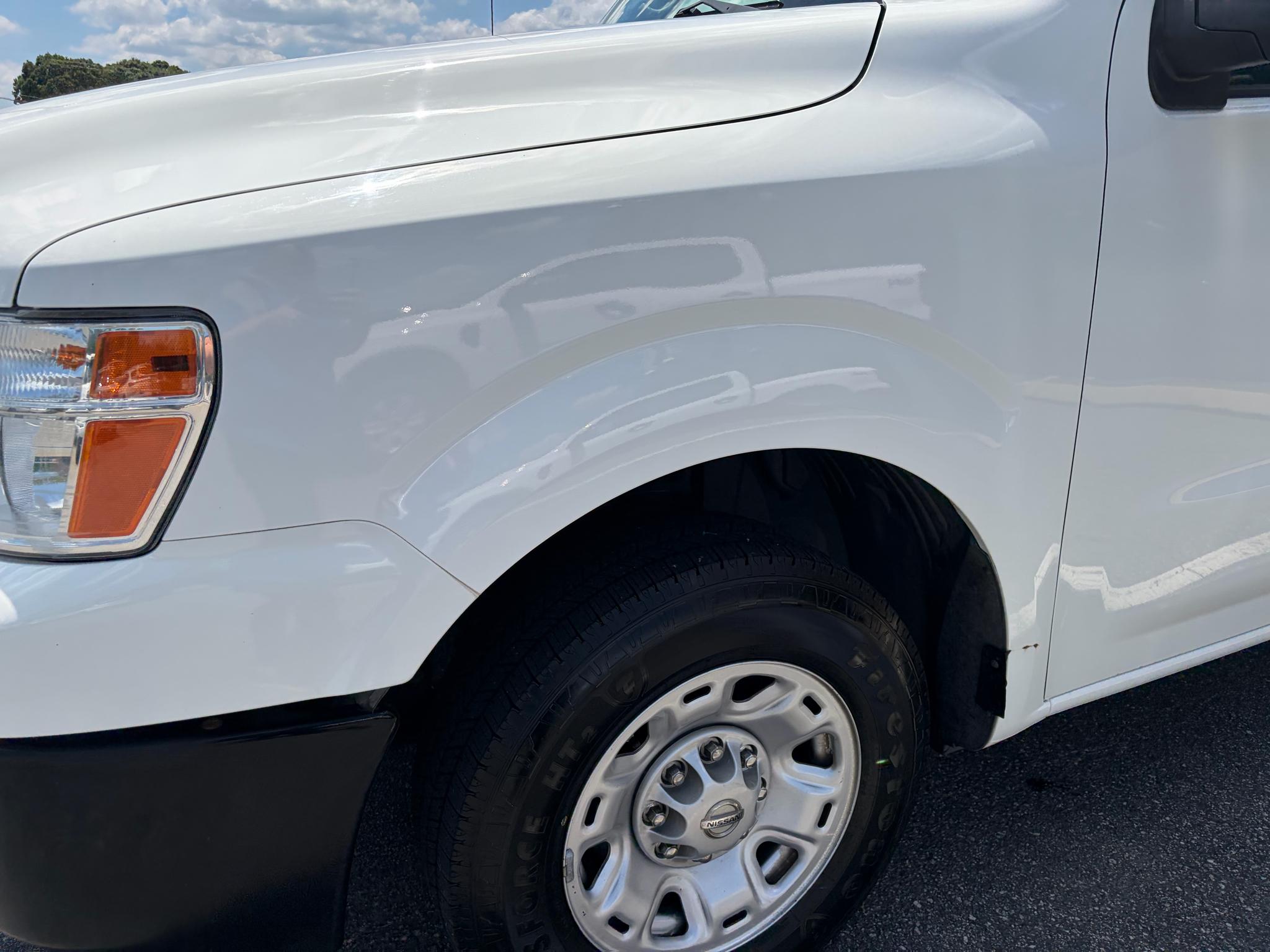Nissan NV Cargo NV2500 HD Standard Roof V6 SV 2019