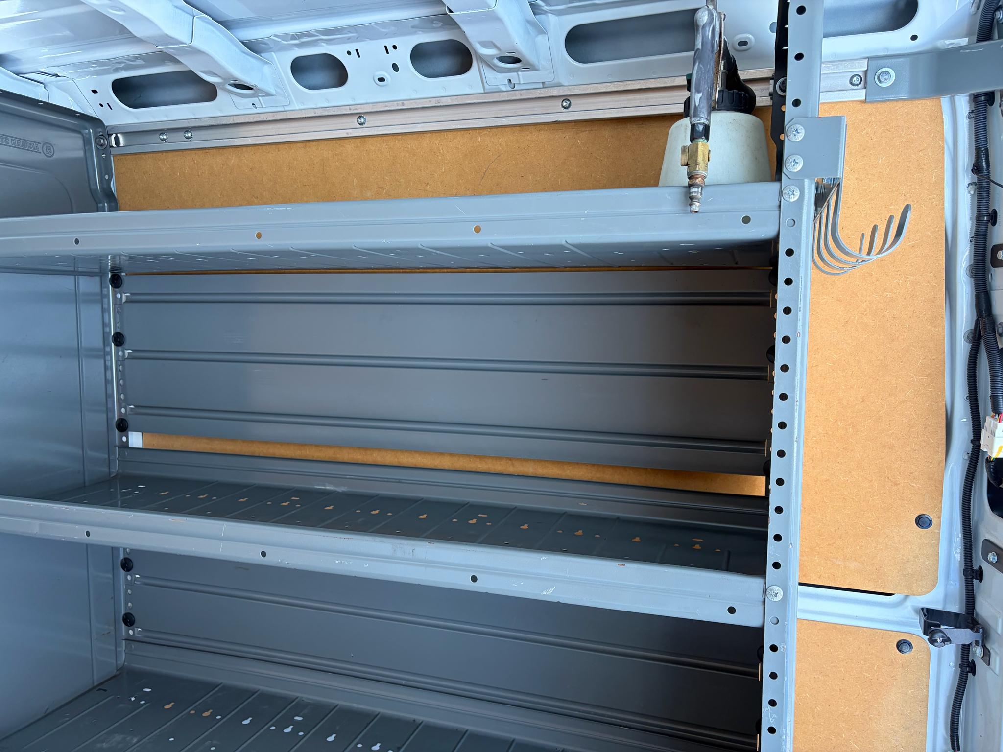 Nissan NV Cargo NV2500 HD Standard Roof V6 SV 2019