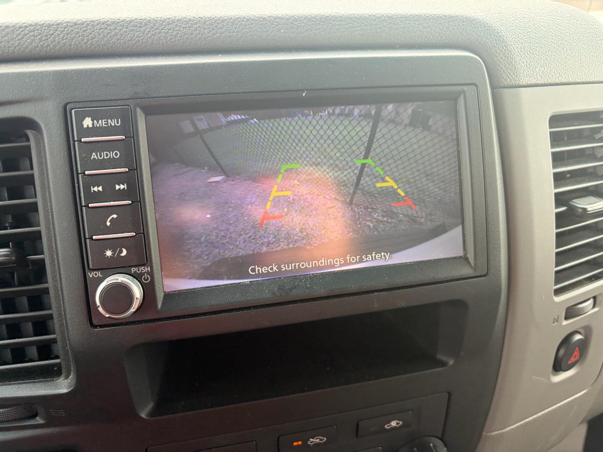 Nissan NV Cargo NV2500 HD Standard Roof V6 SV 2018