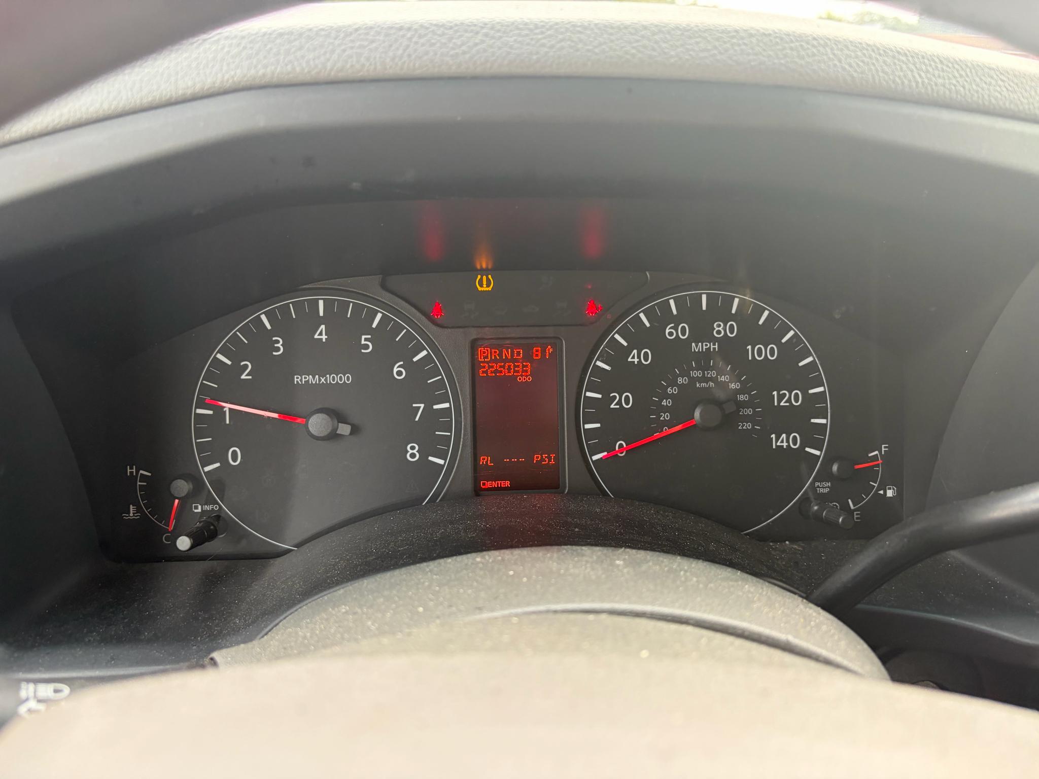 Nissan NV Cargo NV2500 HD Standard Roof V6 SV 2018