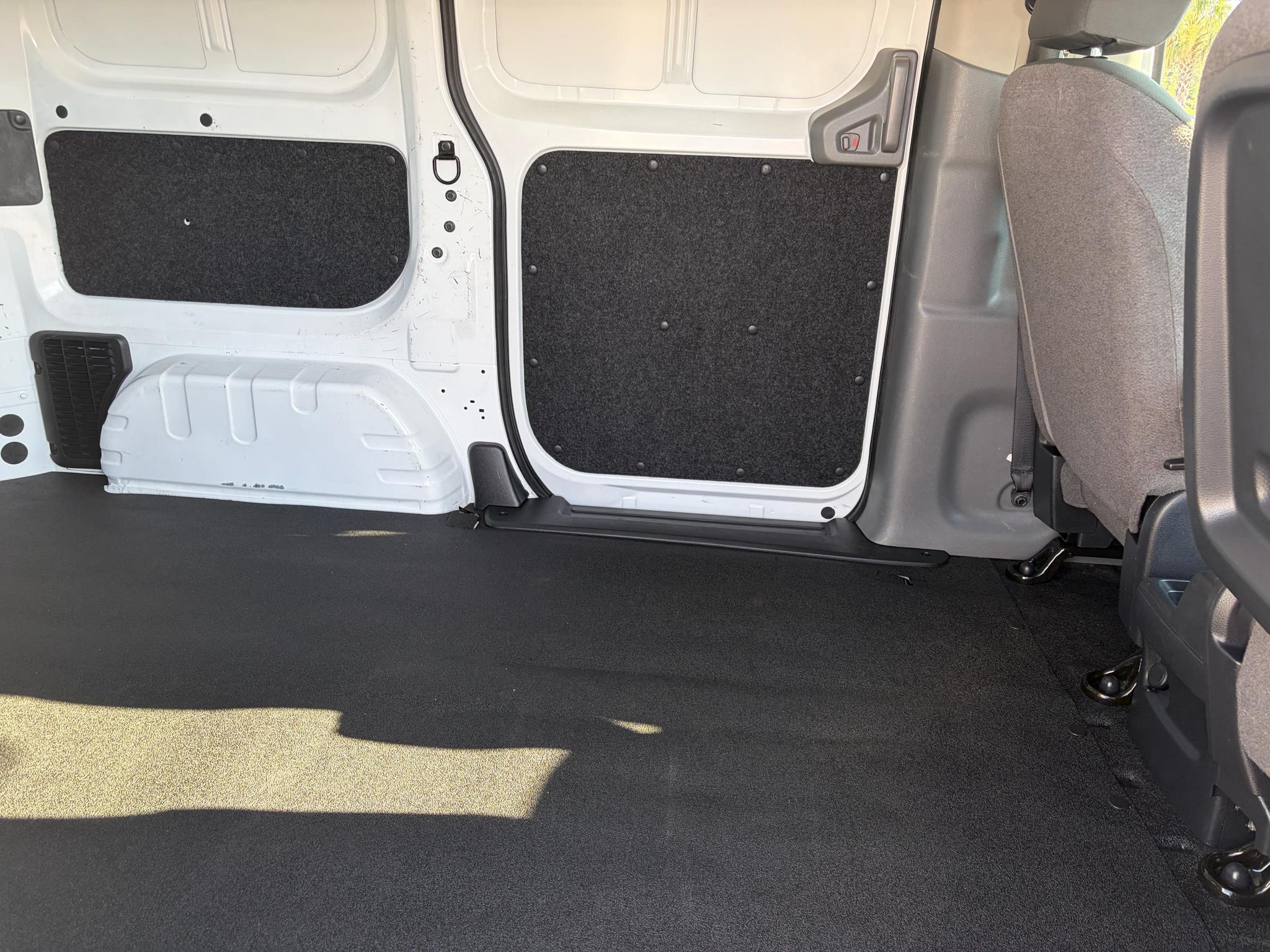 Nissan NV200 Compact Cargo I4 SV 2021