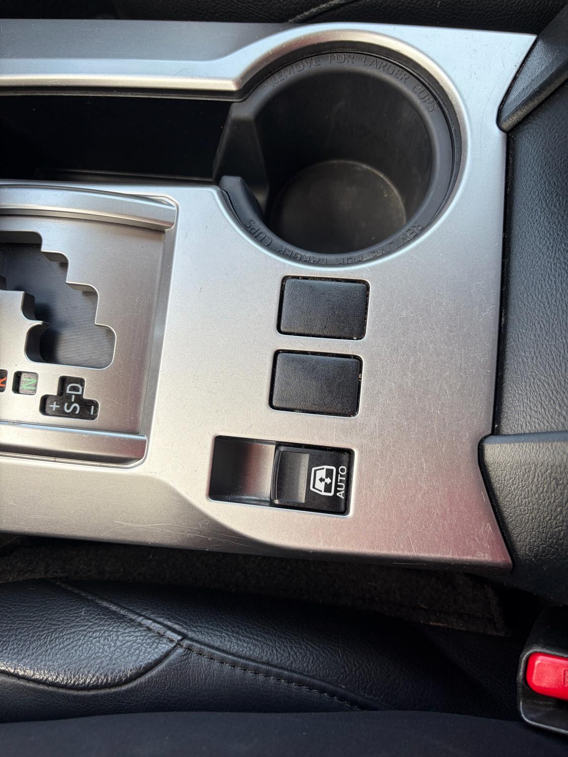 Toyota 4Runner SR5 2WD (Natl) 2021
