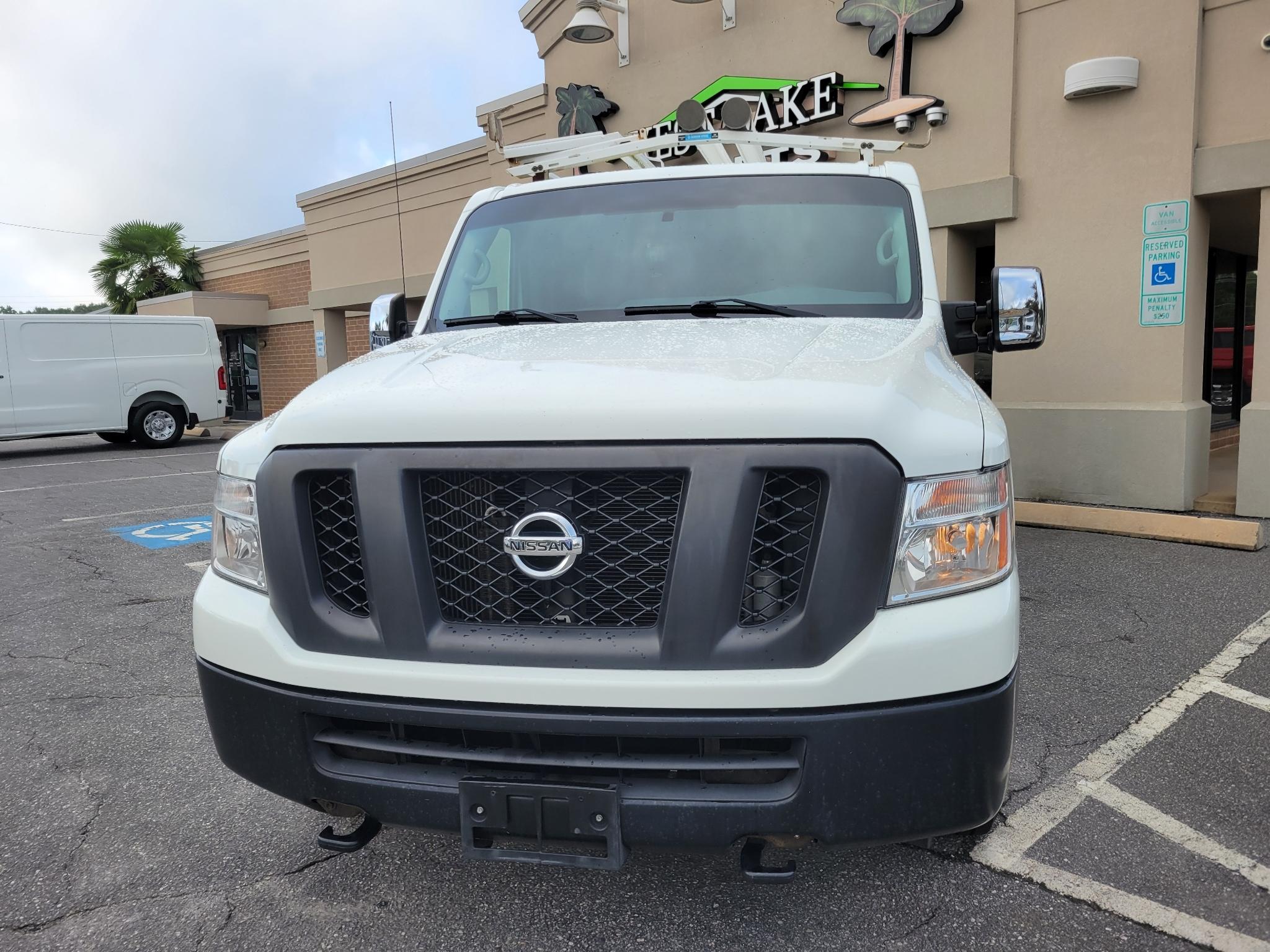 Nissan NV Cargo NV3500 HD Standard Roof V8 S 2018