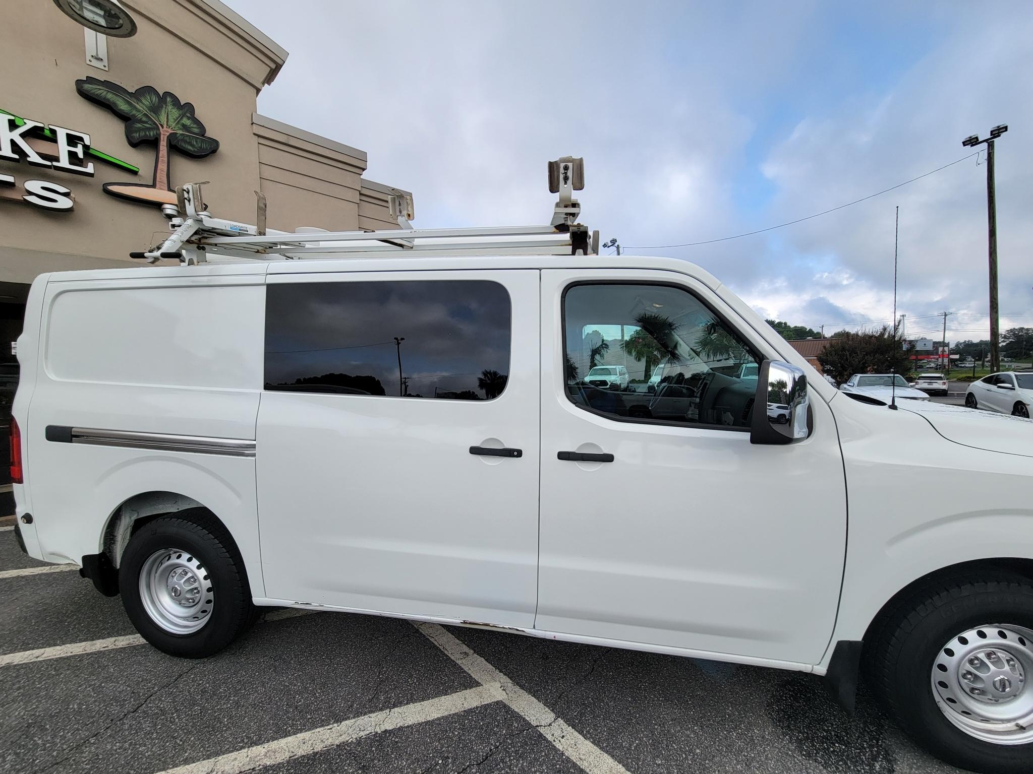 Nissan NV Cargo NV3500 HD Standard Roof V8 S 2018