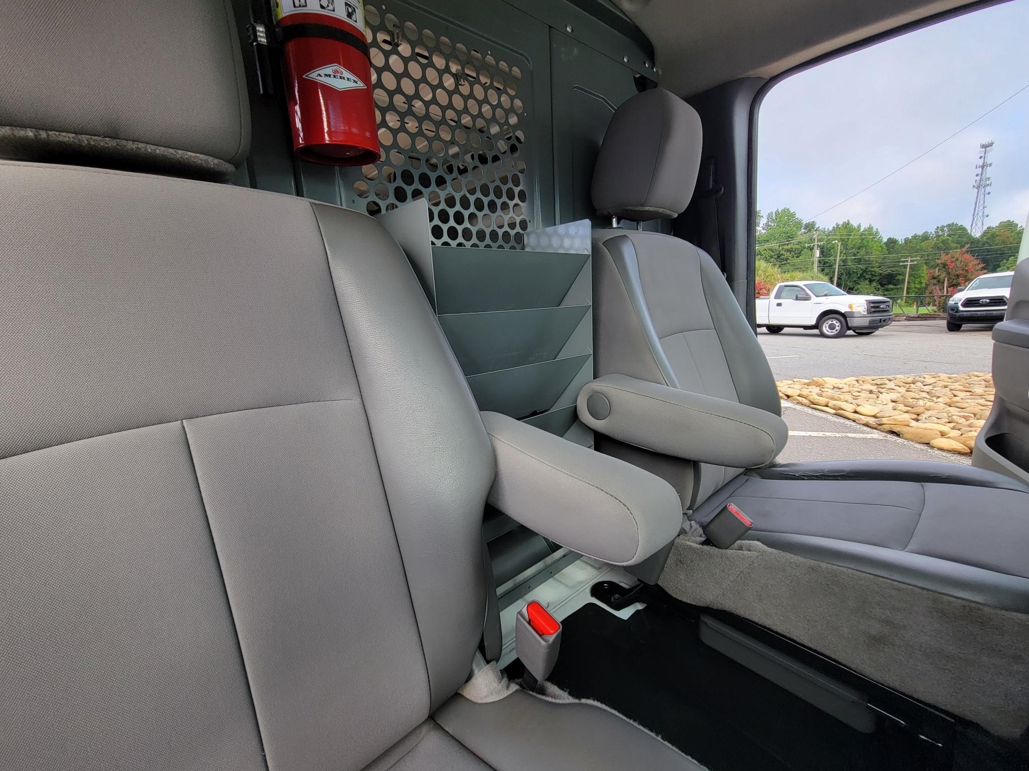 Nissan NV Cargo NV3500 HD Standard Roof V8 S 2018