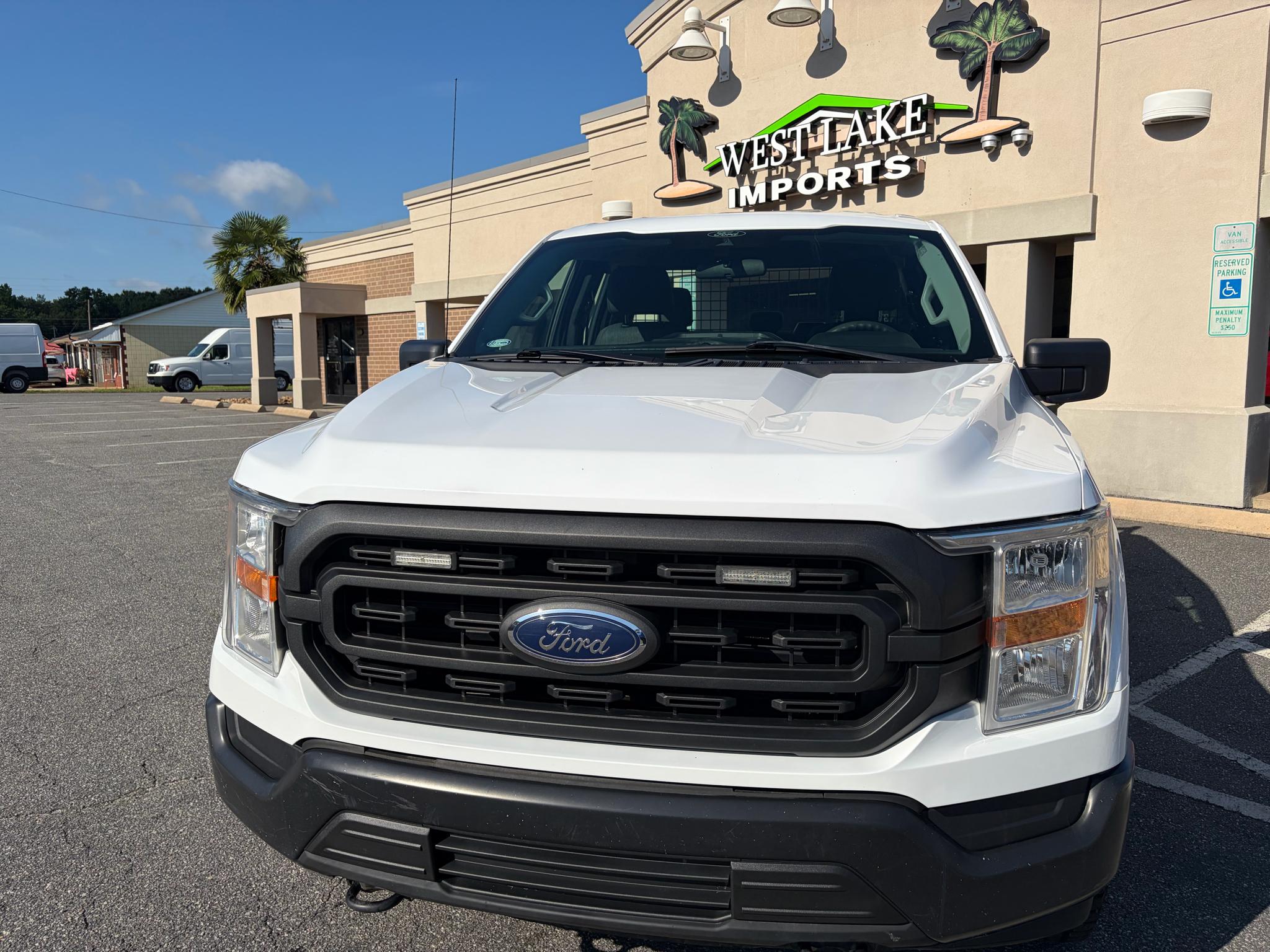 Ford F-150 4WD Reg Cab 126" STX 2021
