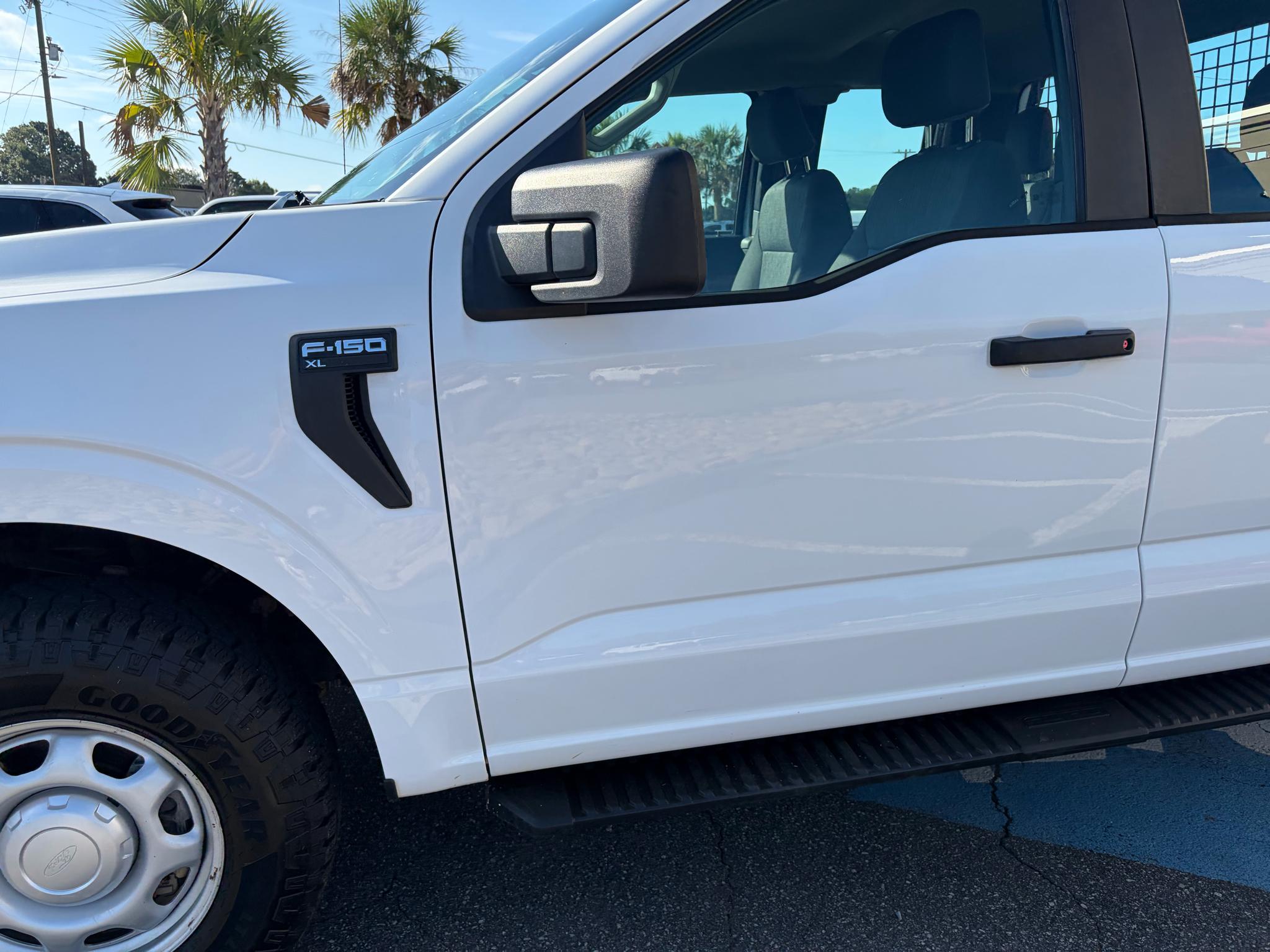 Ford F-150 4WD Reg Cab 126" STX 2021