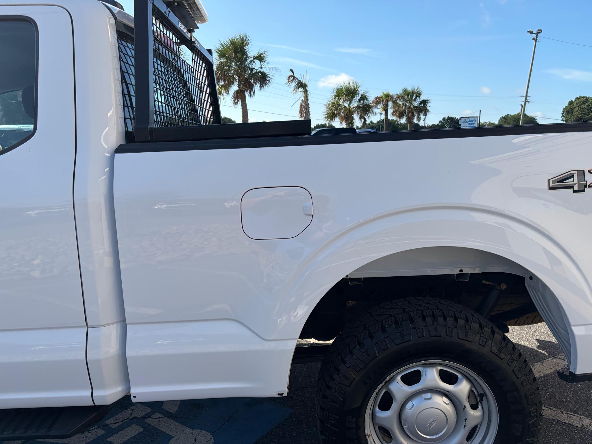 Ford F-150 4WD Reg Cab 126" STX 2021