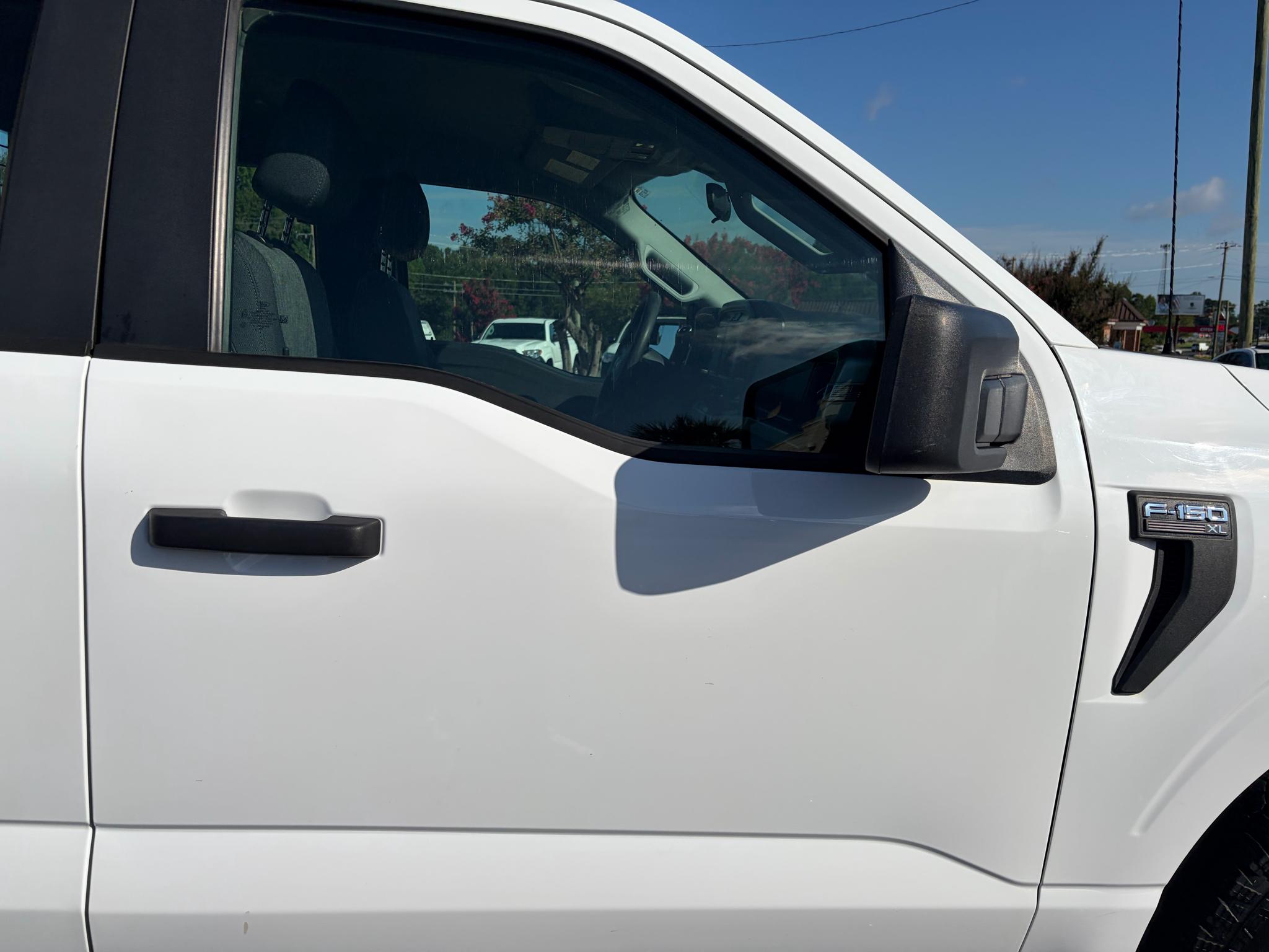Ford F-150 4WD Reg Cab 126" STX 2021