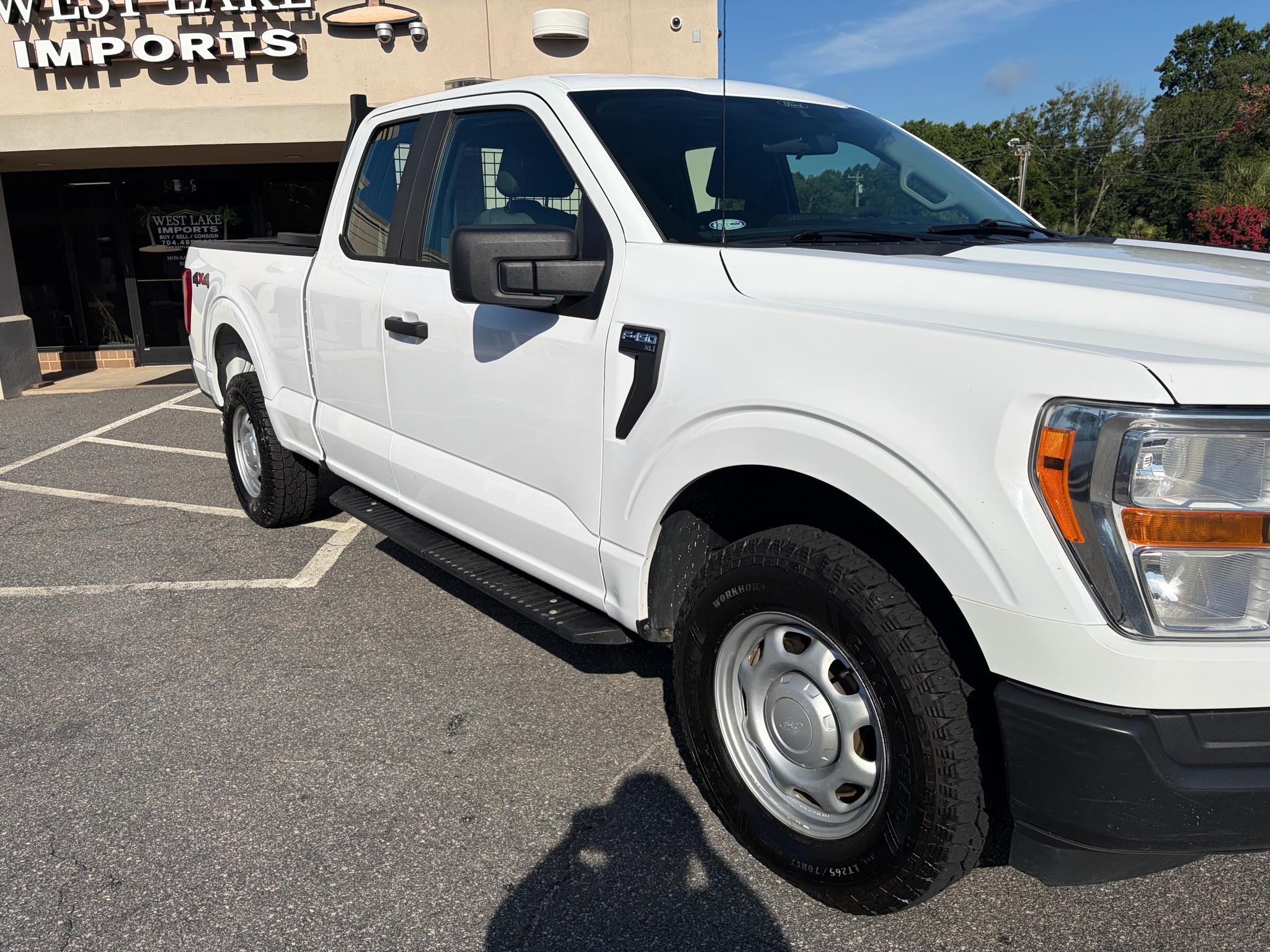 Ford F-150 4WD Reg Cab 126" STX 2021