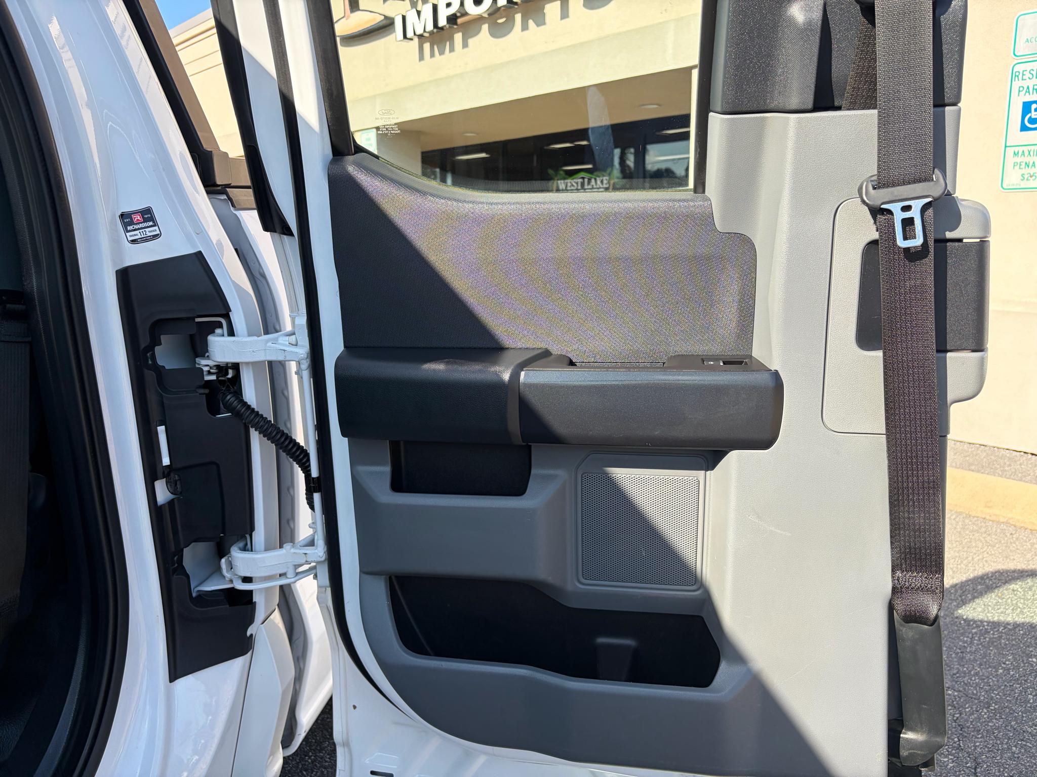 Ford F-150 4WD Reg Cab 126" STX 2021